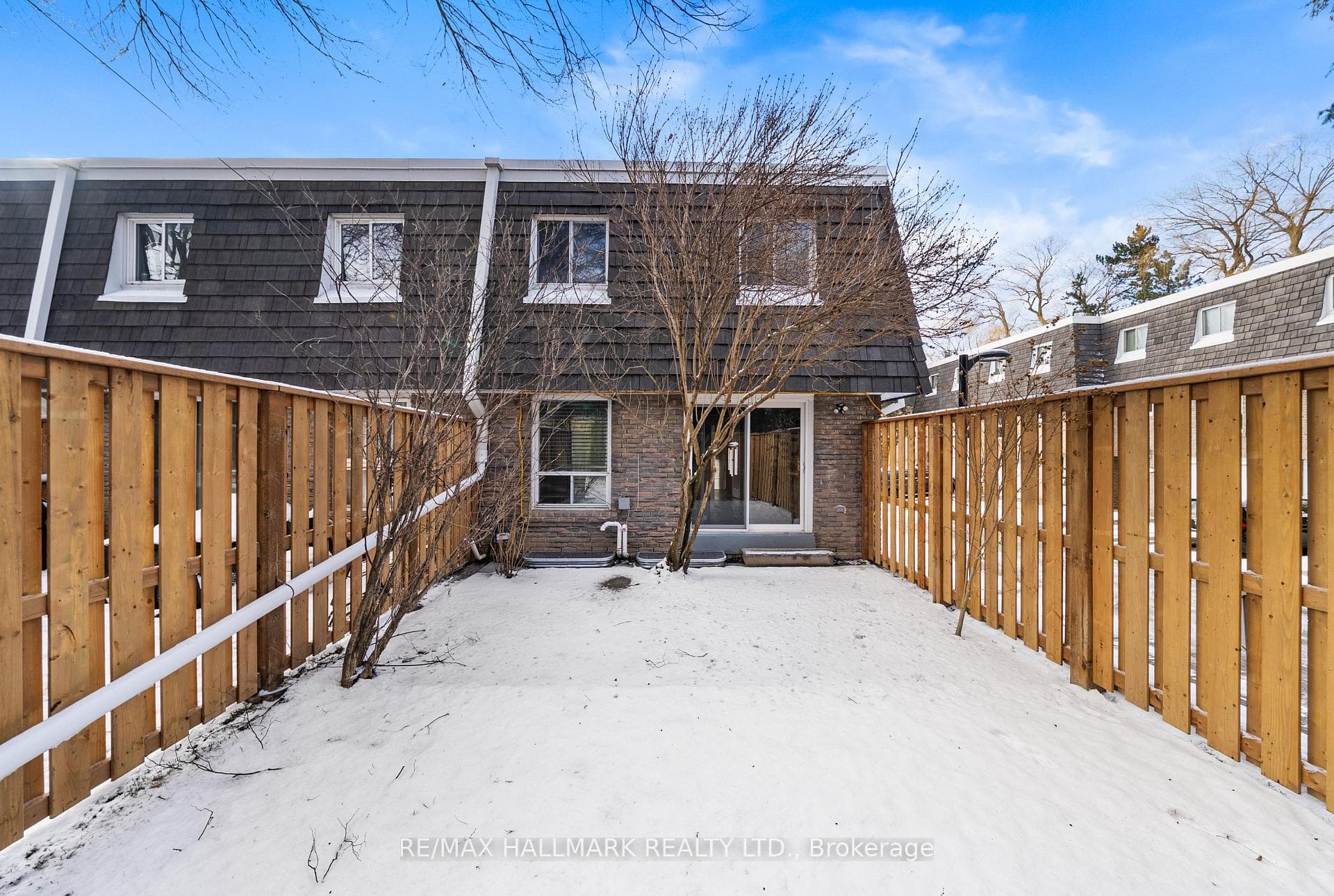 11 Tangle Briar Way photo 30