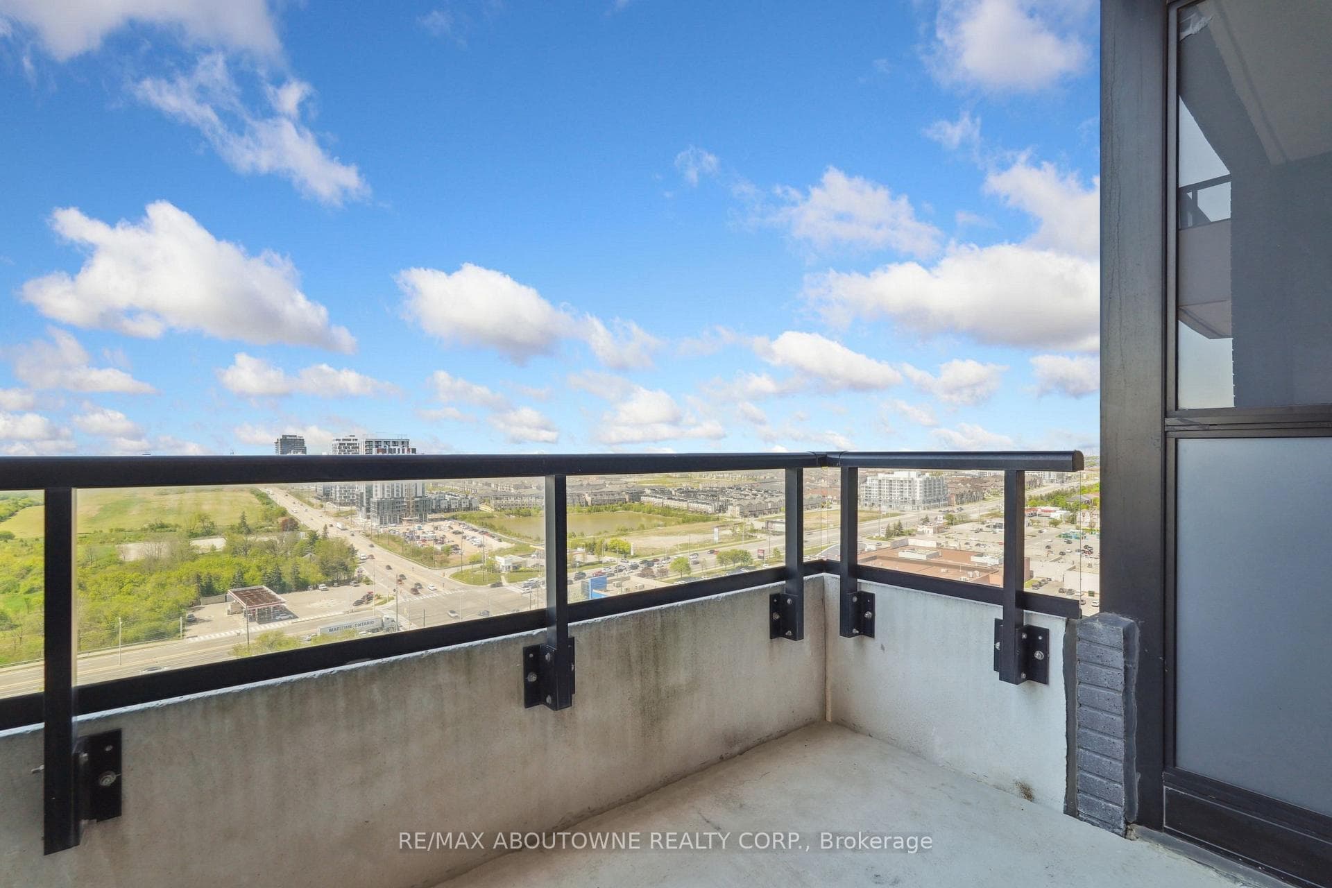 Unobstructed views north/ west facing