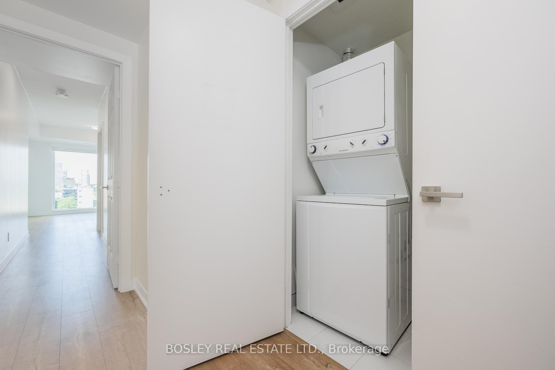 223 St. Clair Avenue Unit 802 photo 33