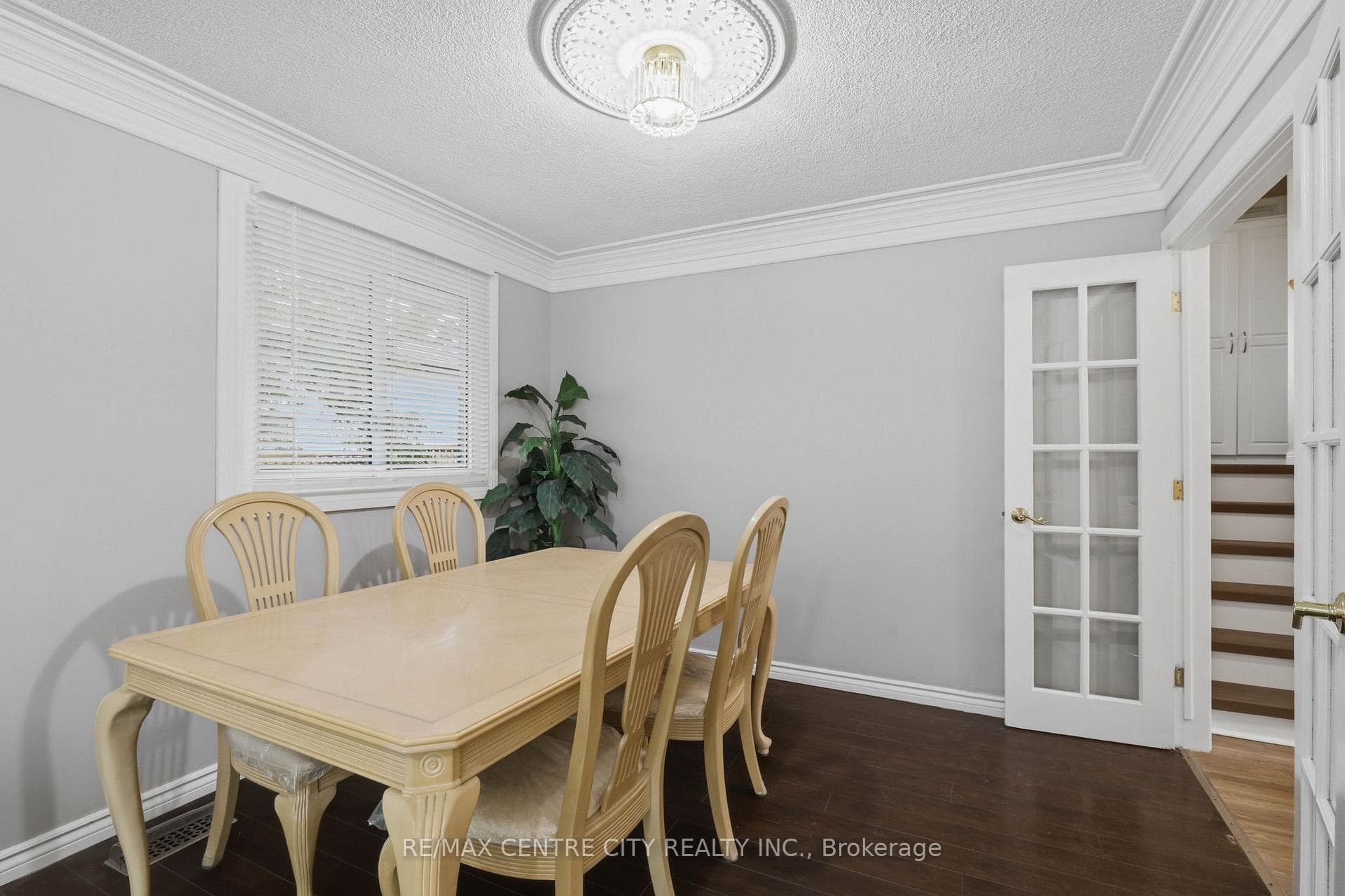 419 Ferndale Avenue photo 11