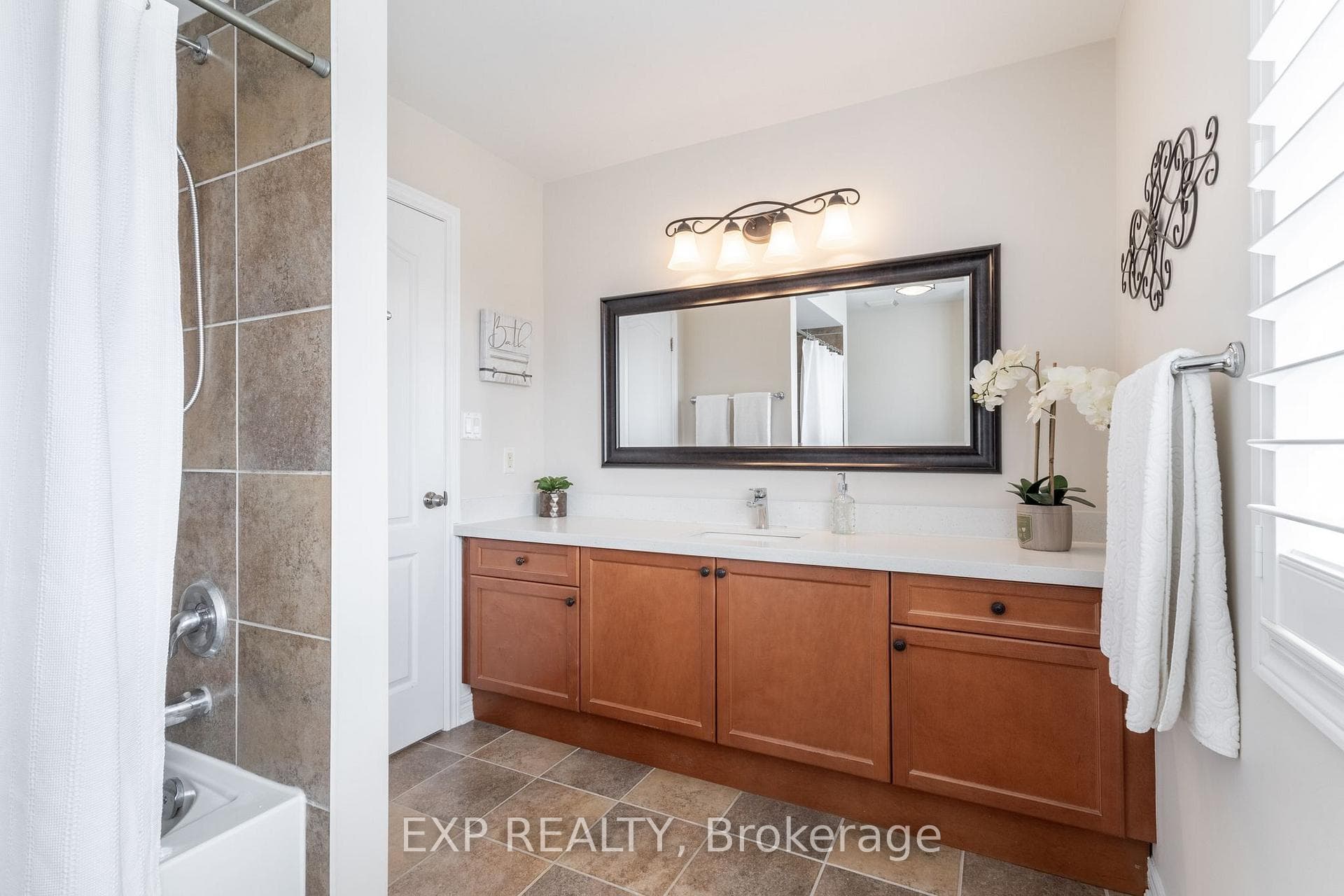 36 Secinaro Avenue photo 17