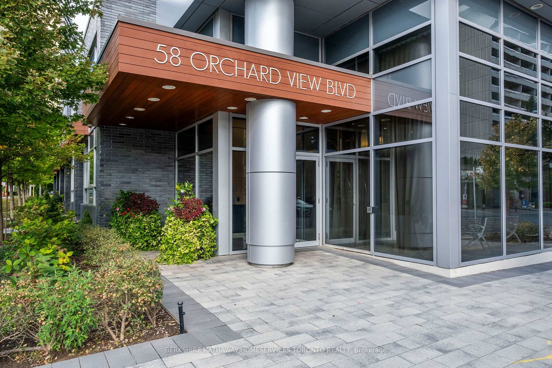 58 Orchard View Boulevard Unit Ph02 photo 26
