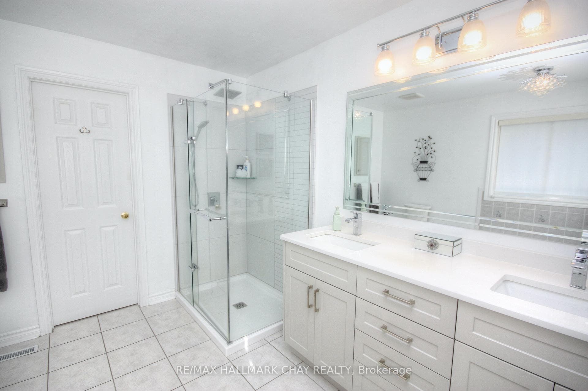 54 Cloughley Drive photo 25