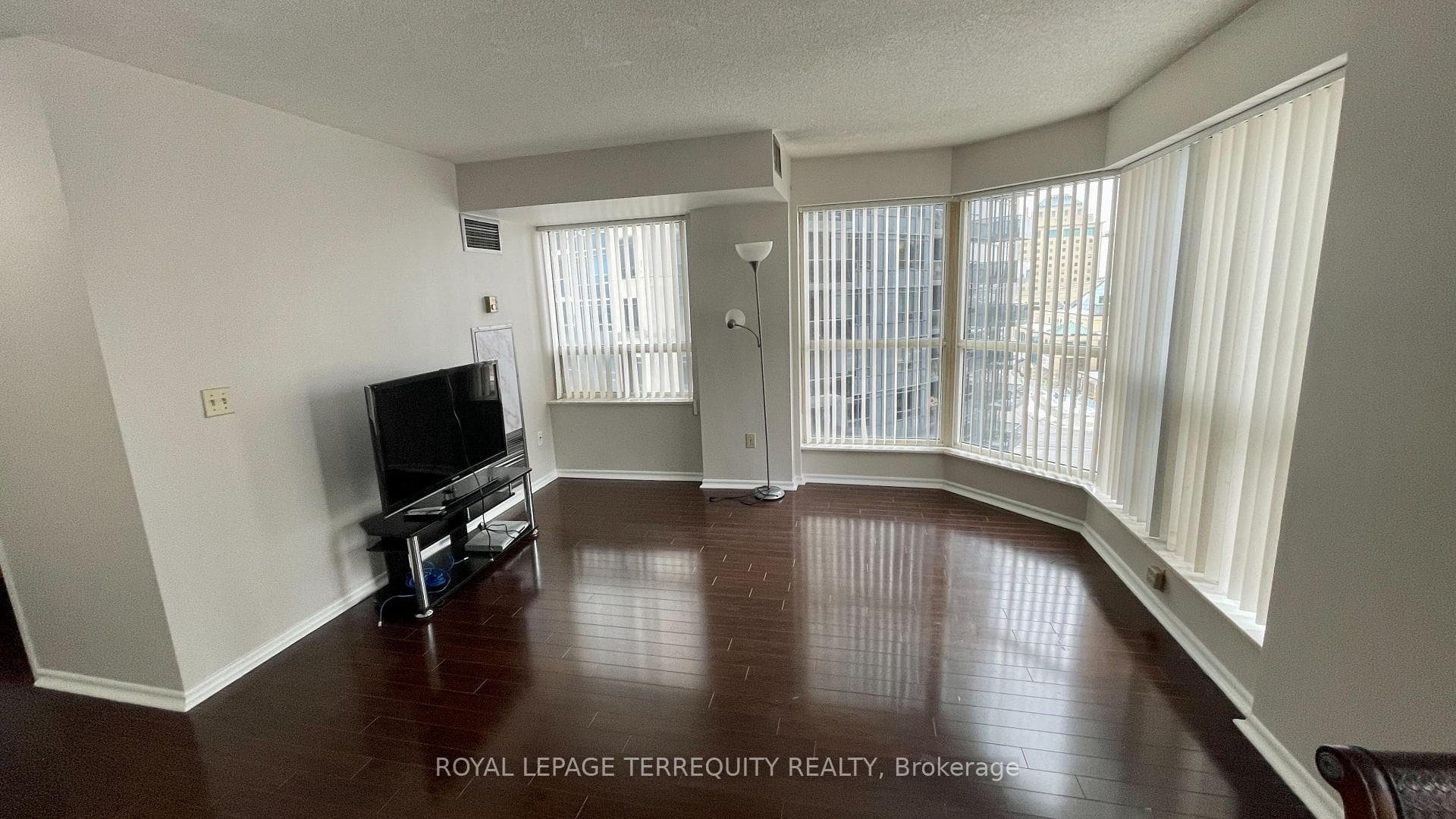 335 Webb Drive Unit 1104 photo 2