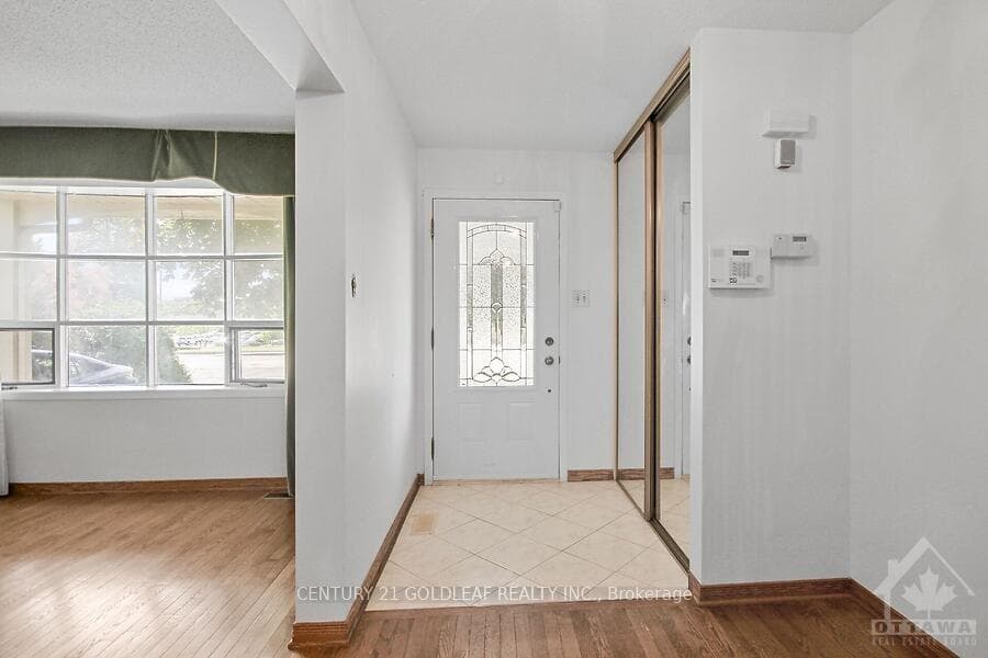 1651 HERON Road photo 3