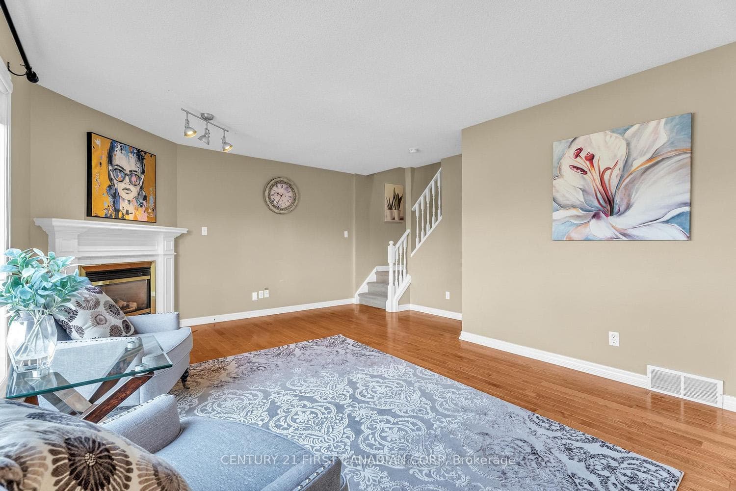 1836 Haycock Place photo 11