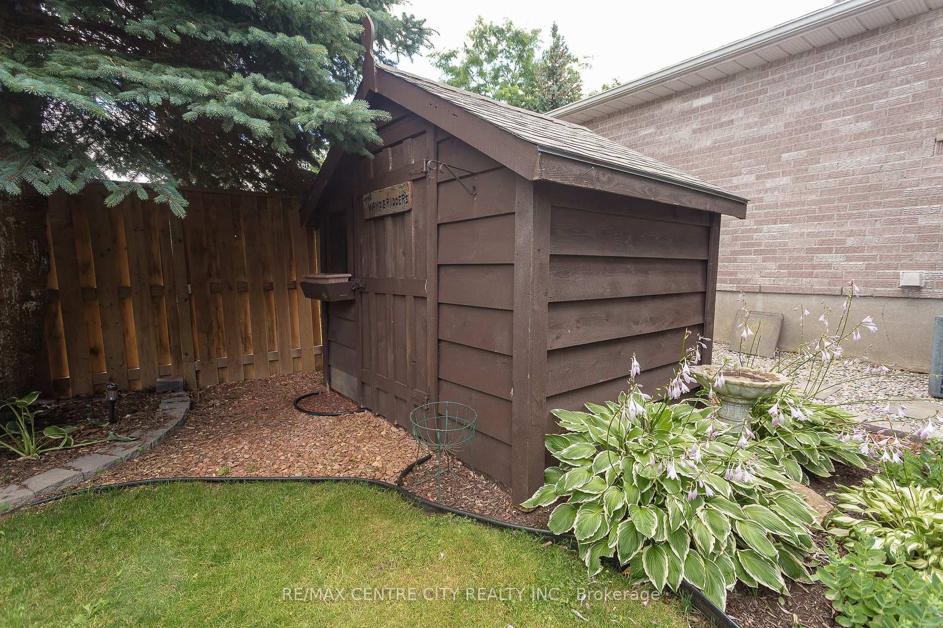 373 Chestnut Street photo 37