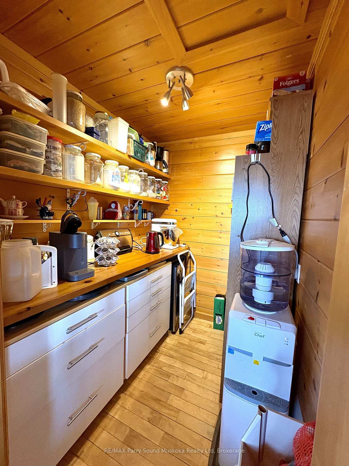 16 B55 Island N/A photo 23