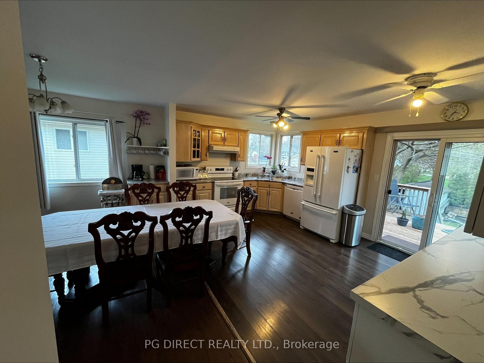 844 Cottage Grove Avenue photo 2