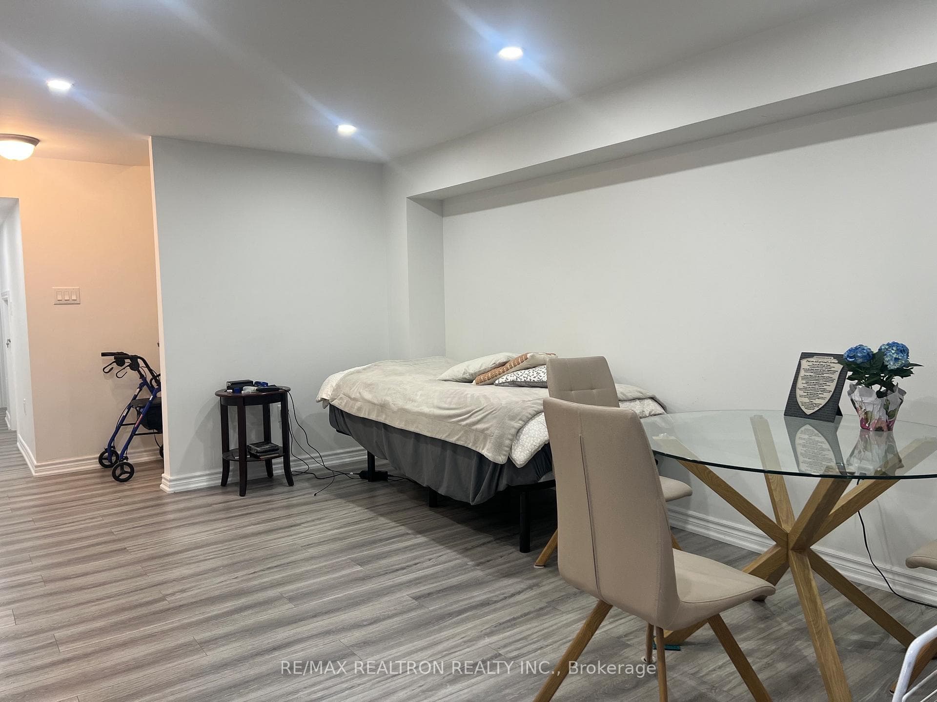 57 Innisvale Drive Unit Bsmt photo 9