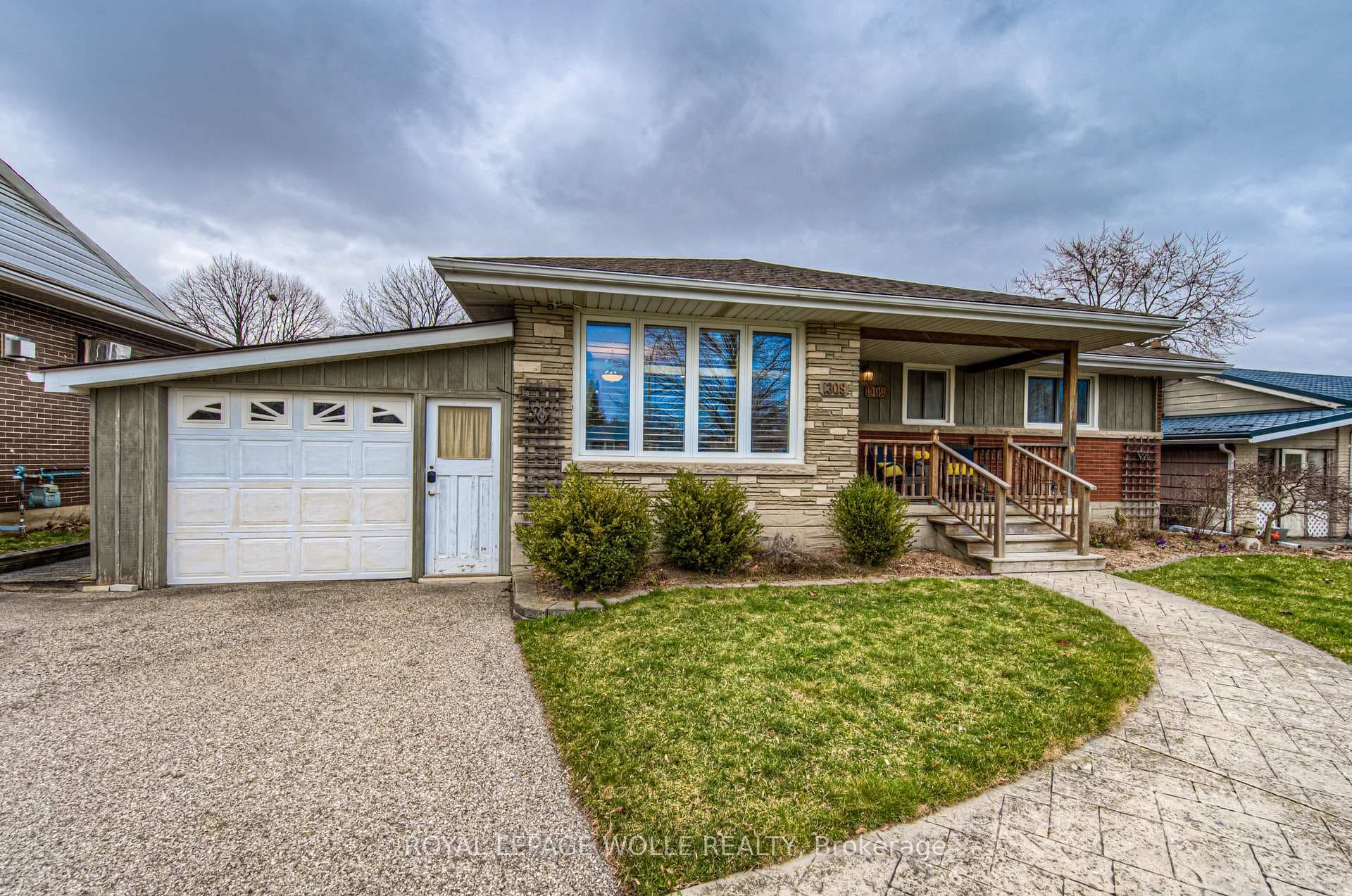 1309 Mary Avenue photo 1