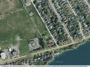 11 &13 DANIS Avenue photo 5