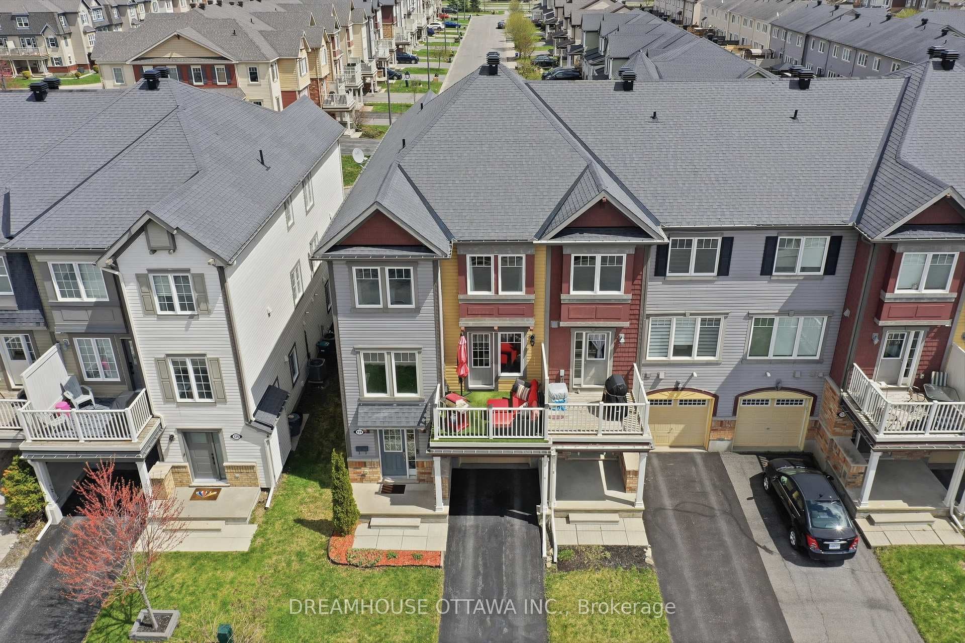124 Pennant Avenue photo 35