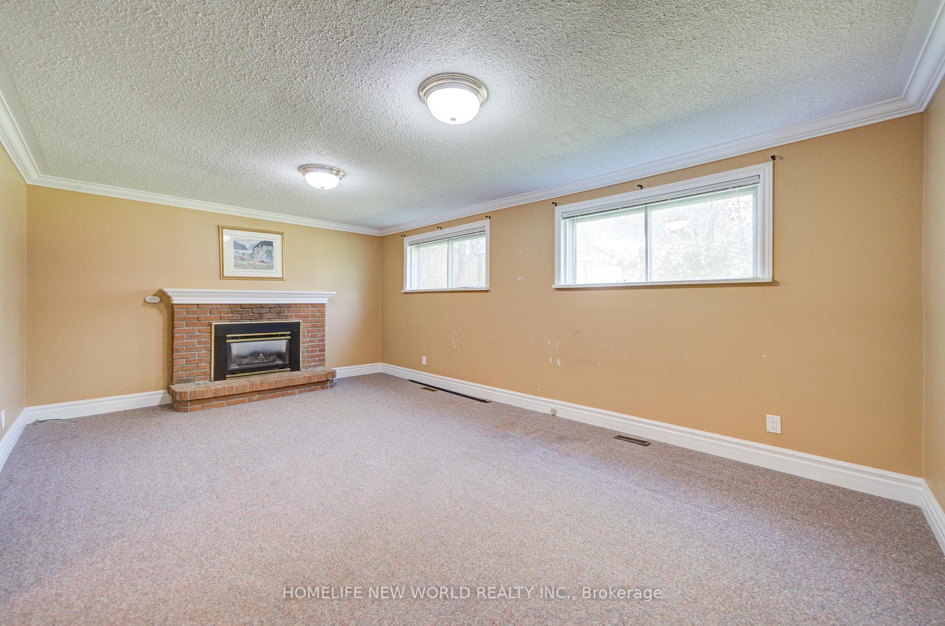 42 Hamilton Hall Drive photo 31