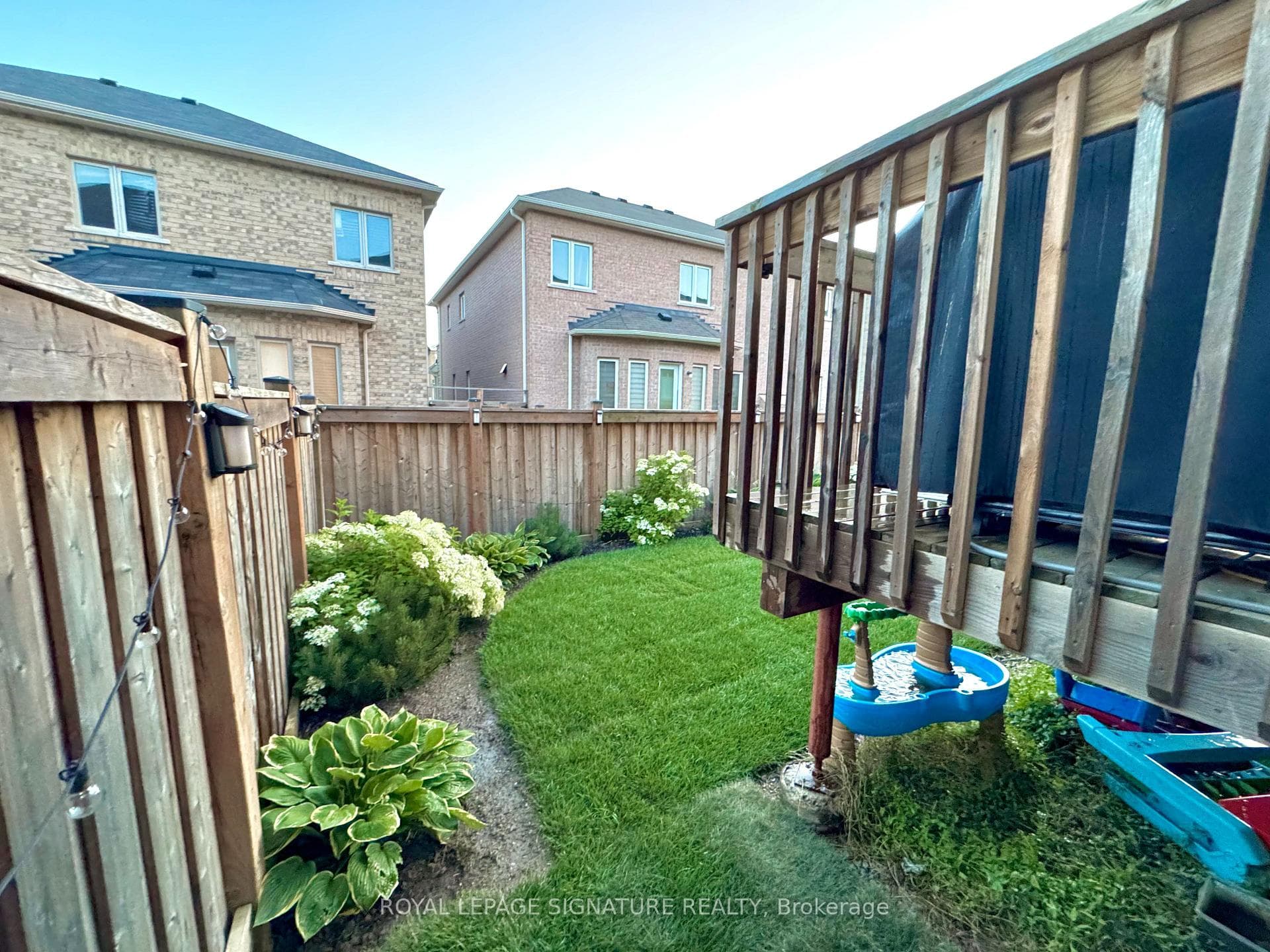 3184 Meadow Marsh Crescent photo 3