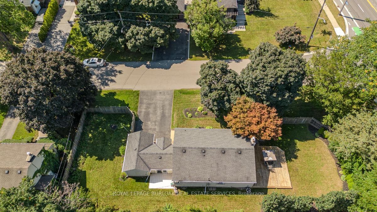 989 North Shore Boulevard photo 8