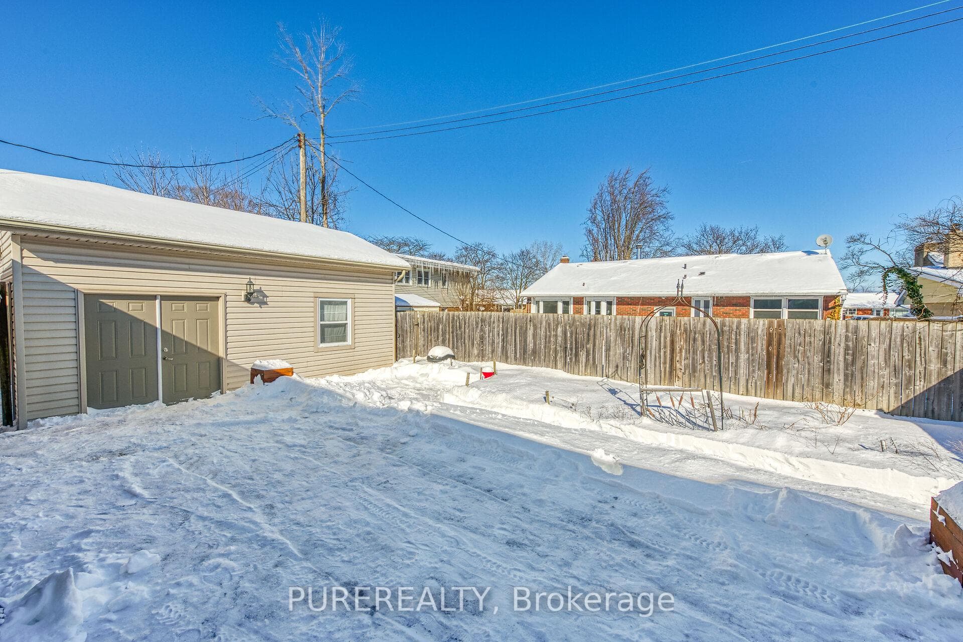 7 Byrne Boulevard photo 46