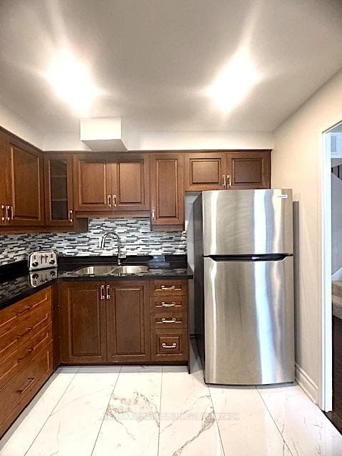 2645 Jane Street Unit 513 photo 9