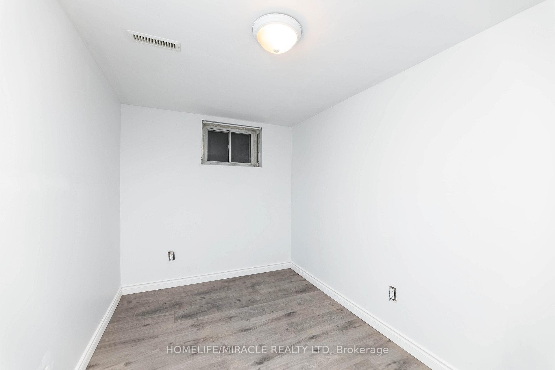 1251 Warden Avenue photo 29