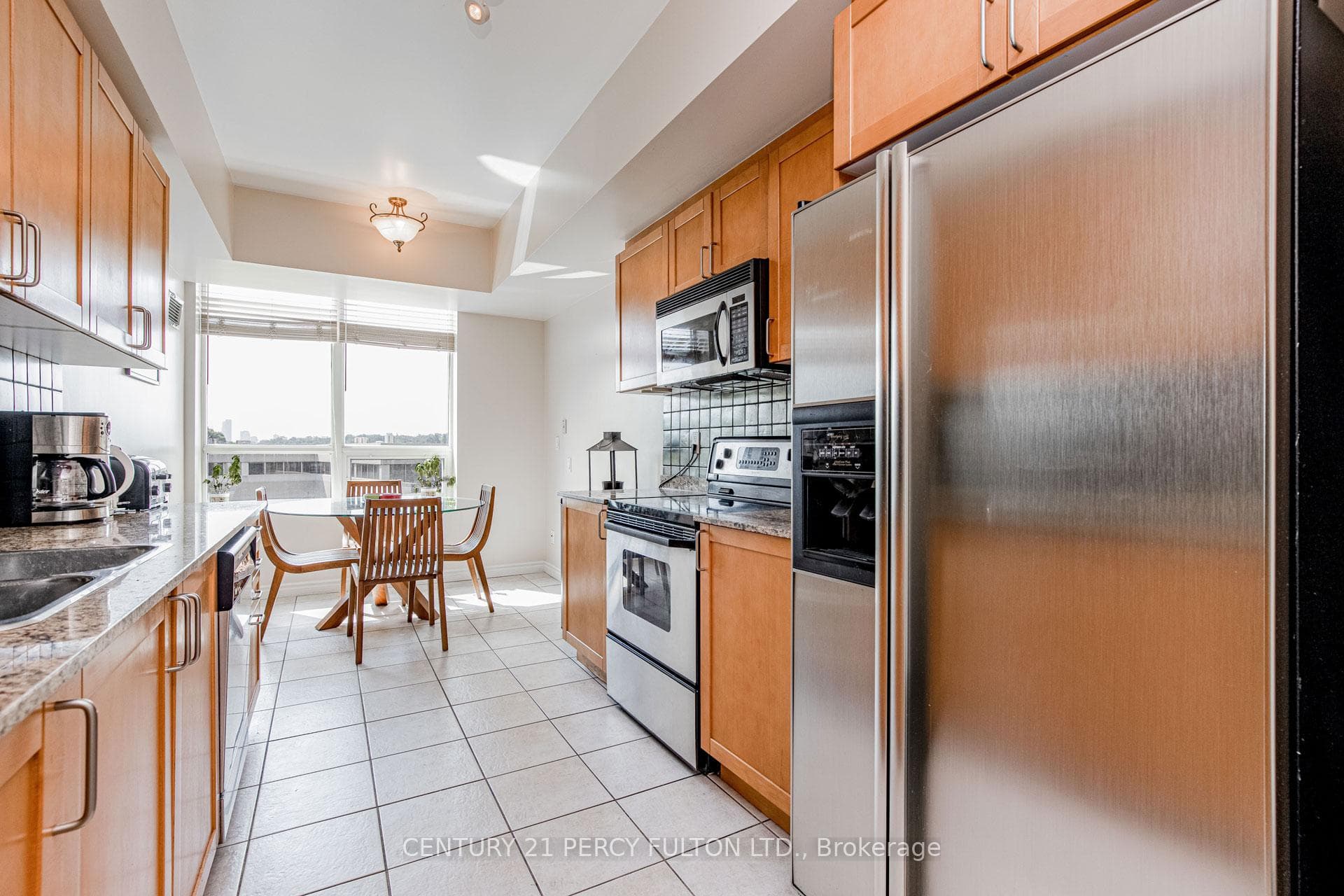 18 William Carson Crescent Unit 816 photo 12