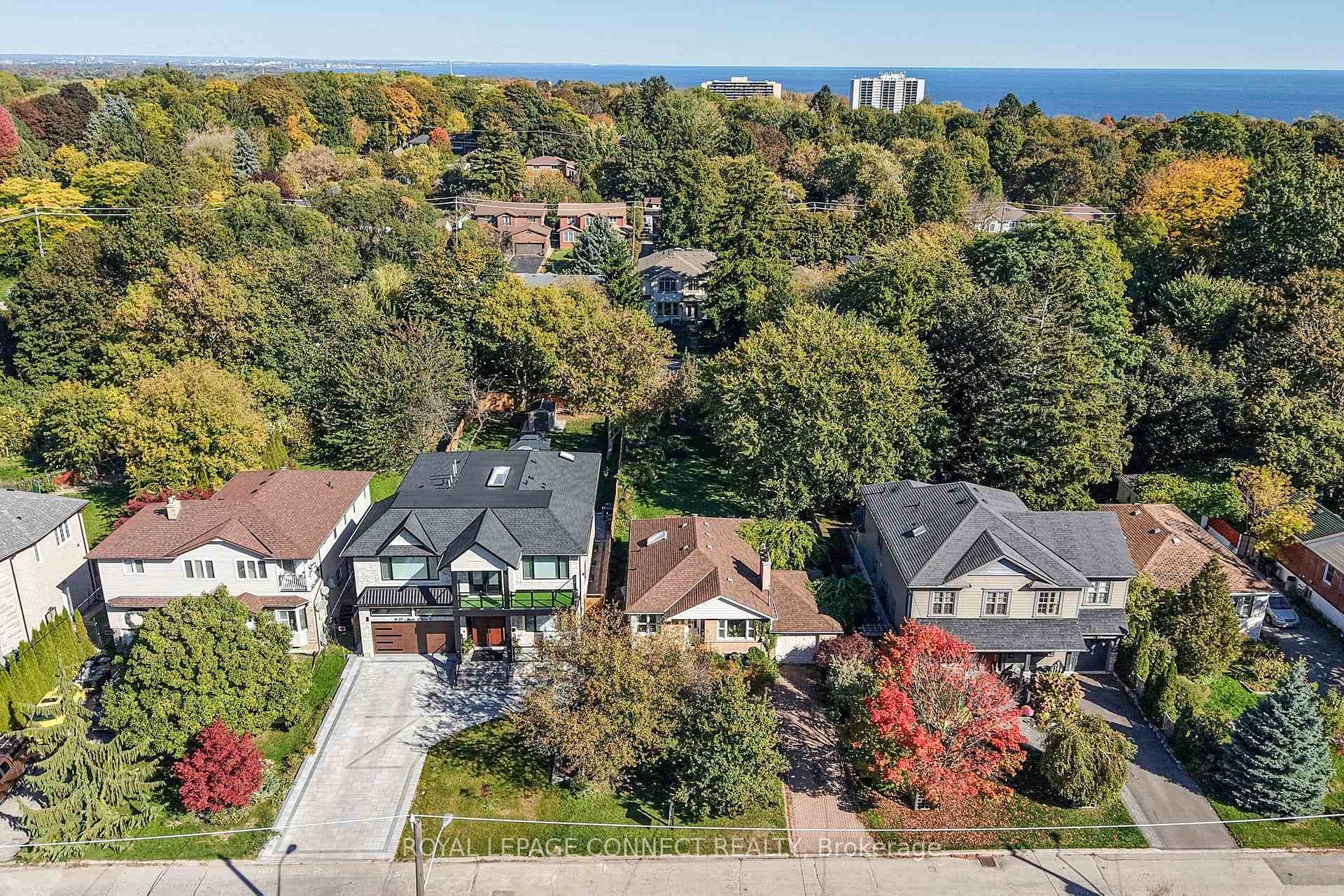 35 Muir Drive photo 48