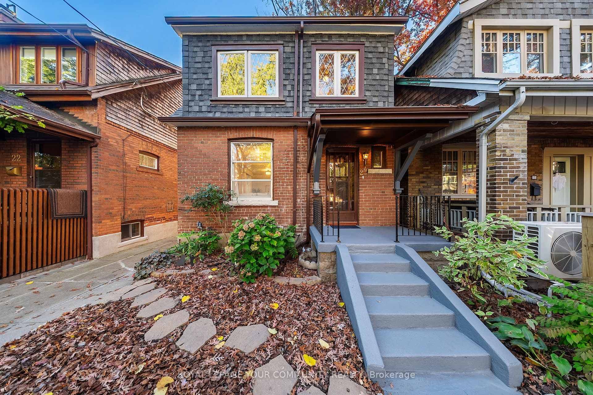 24 Patricia Drive photo 3