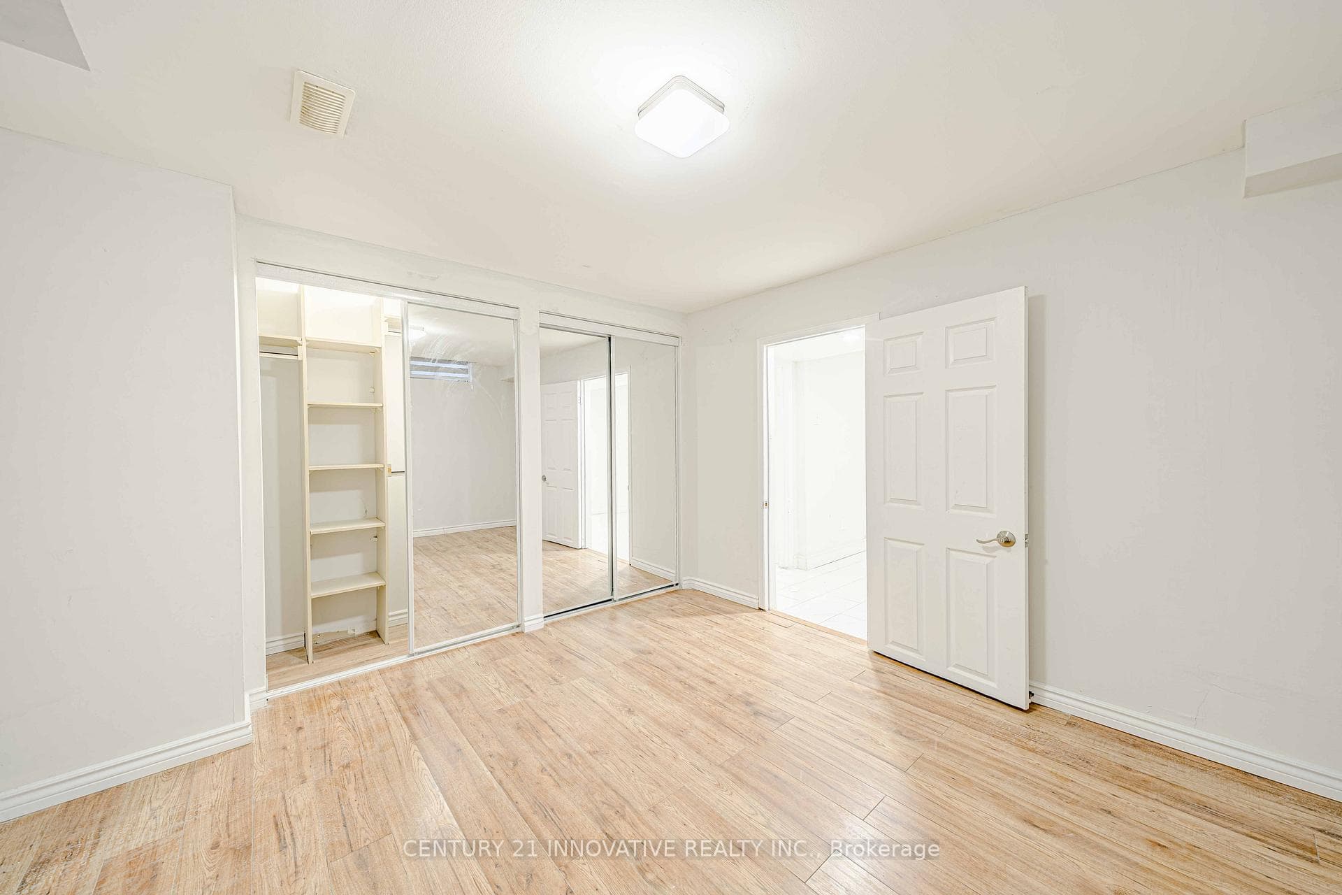 148 William Honey Crescent Unit Bsmt photo 17