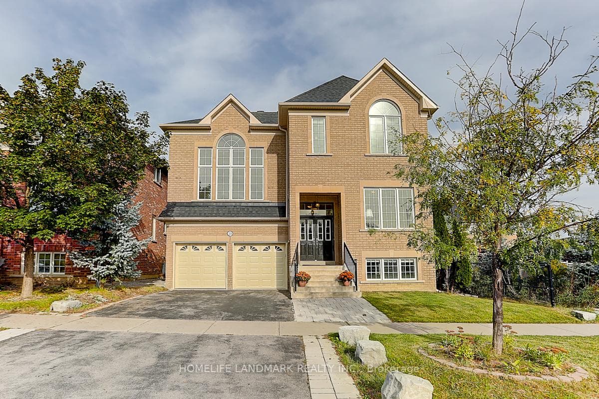 223 Selwyn Road photo 1