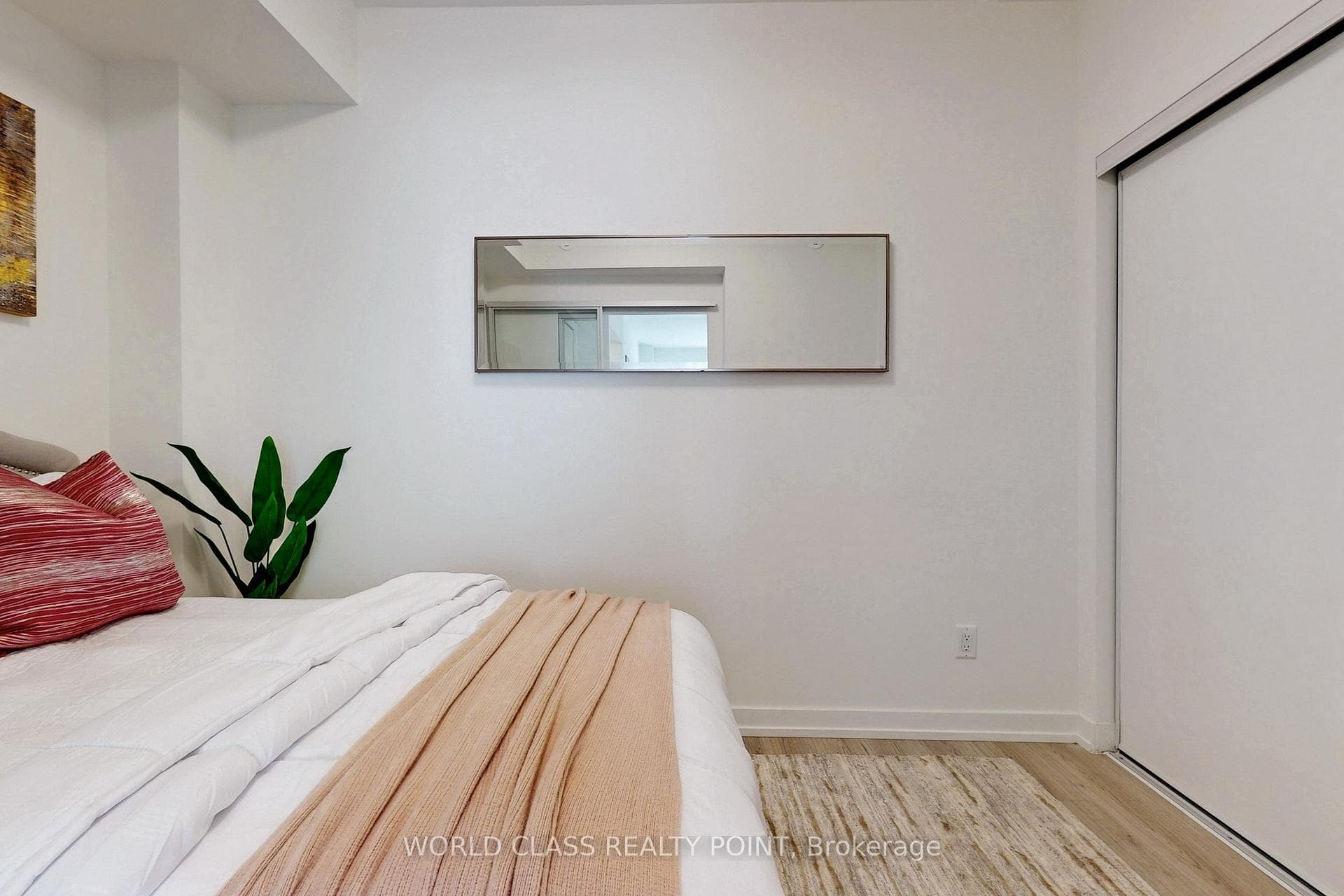 260 Finch Avenue Unit TH 3 photo 17