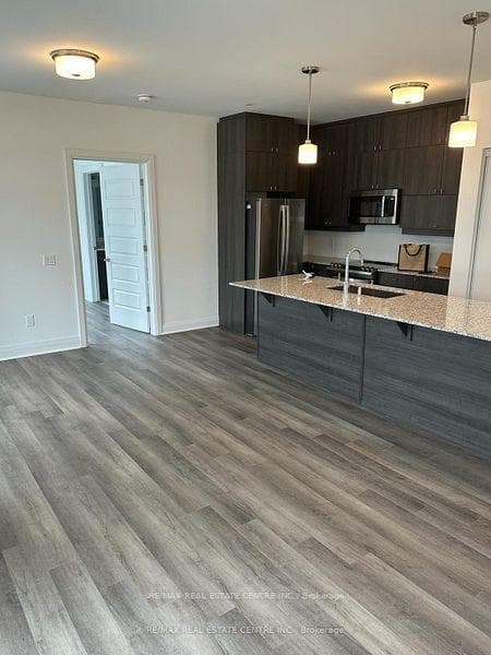 460 Gordon Krantz Avenue Unit 107 photo 10