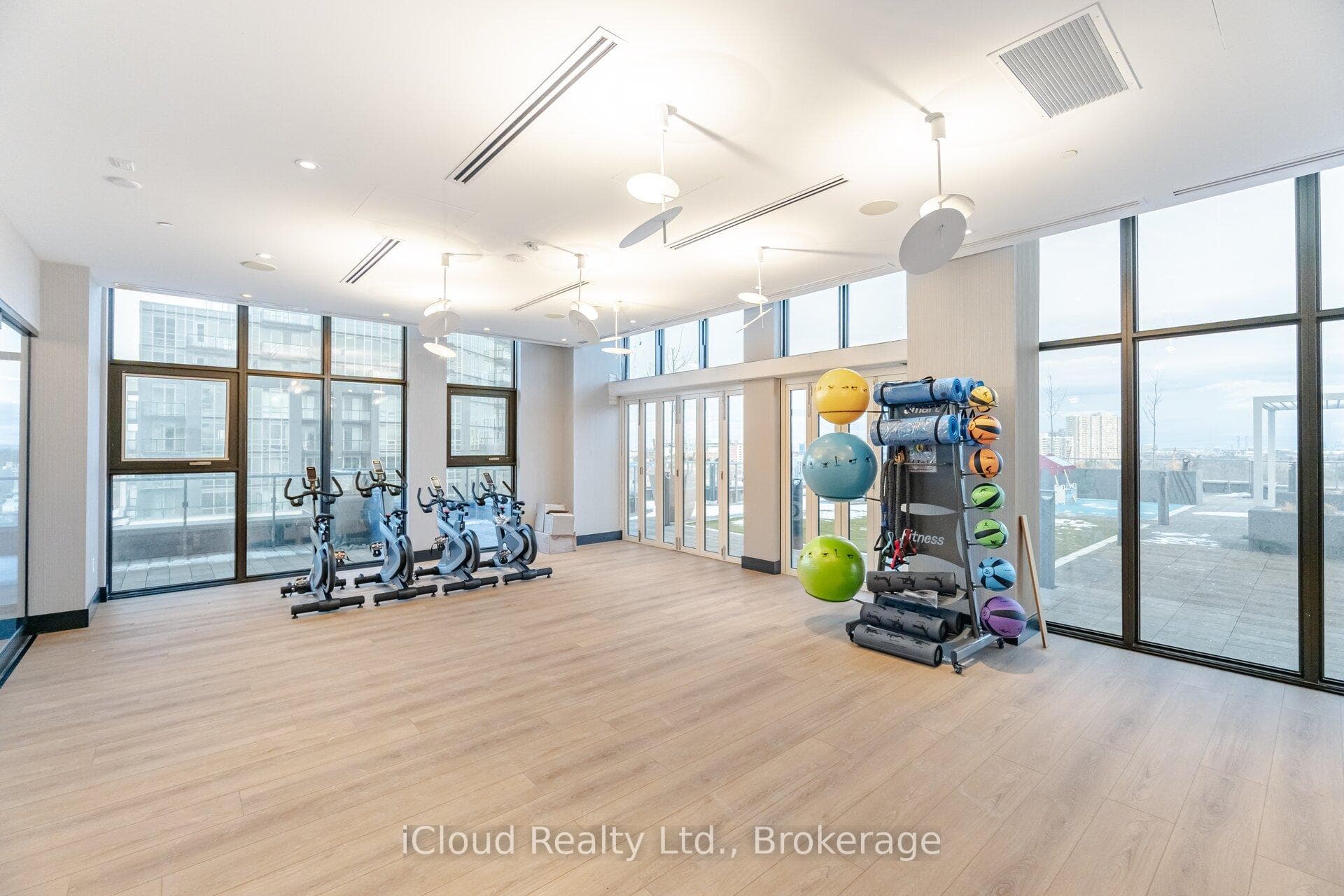 260 Malta Avenue Unit 1410 photo 32