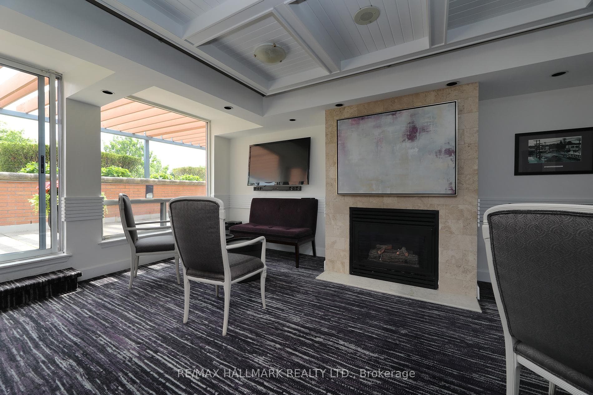 2727 Yonge Street Unit 609 photo 40