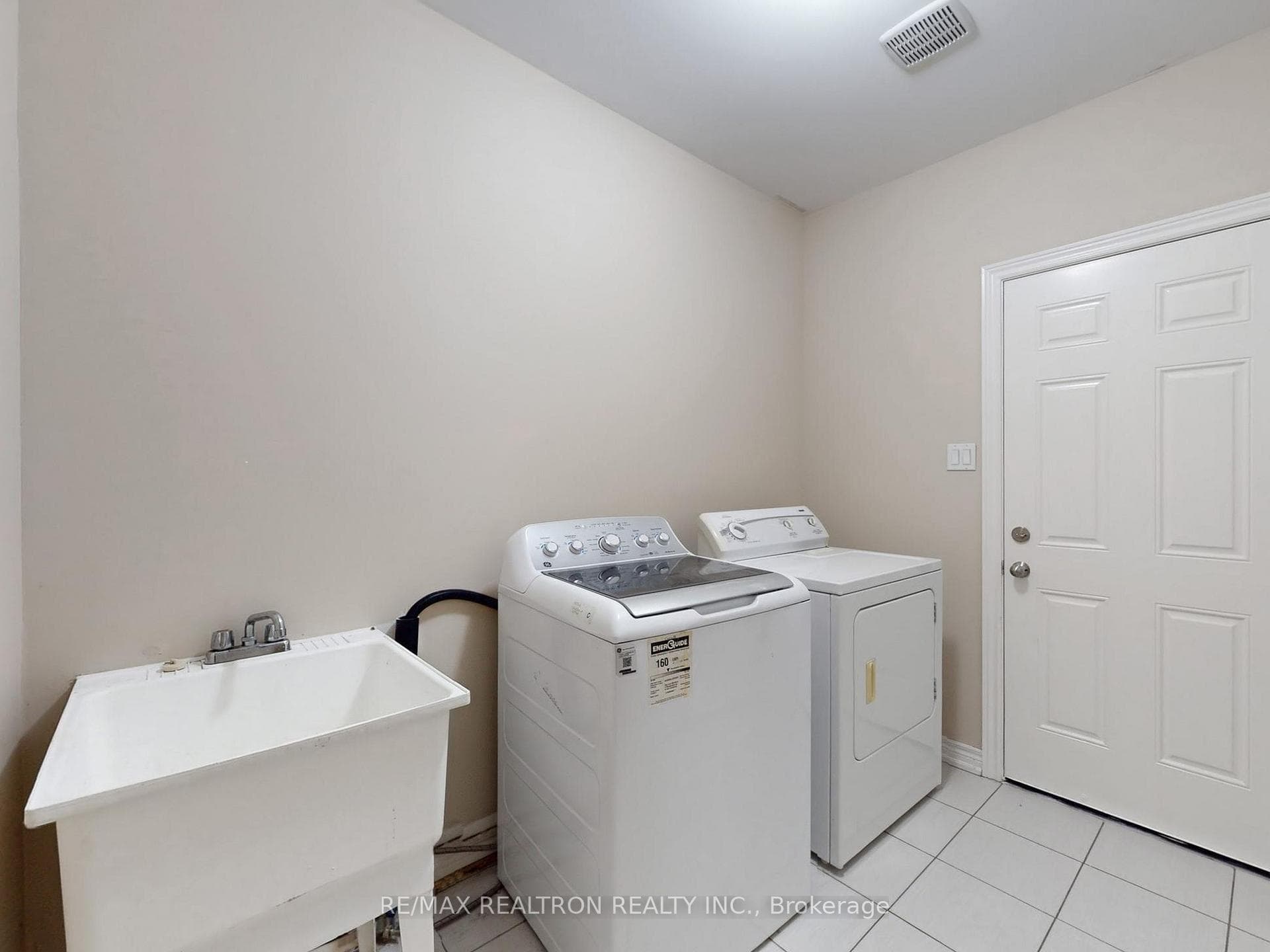 1801 Douglas Langtree Drive photo 20