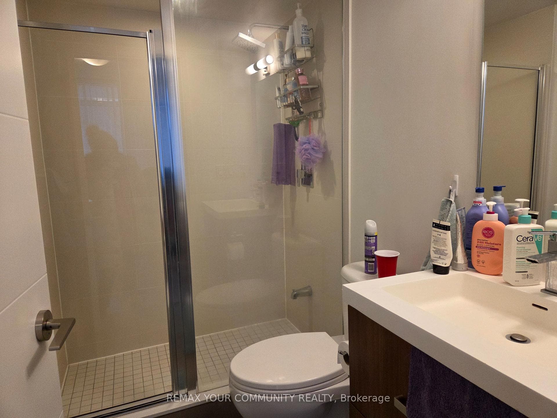 50 Wellesley Street Unit 302 photo 9