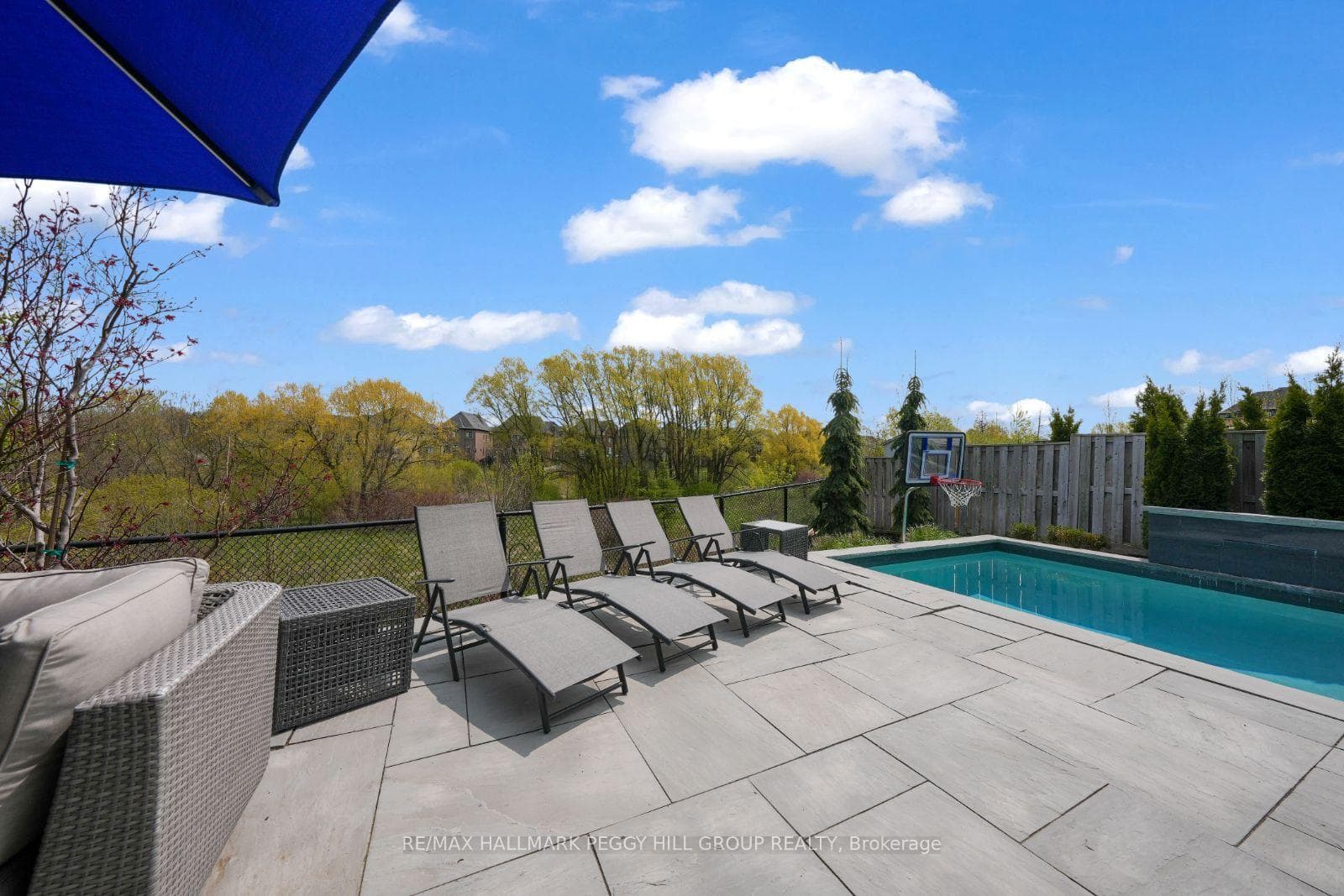 116 Robert Berry Crescent photo 37