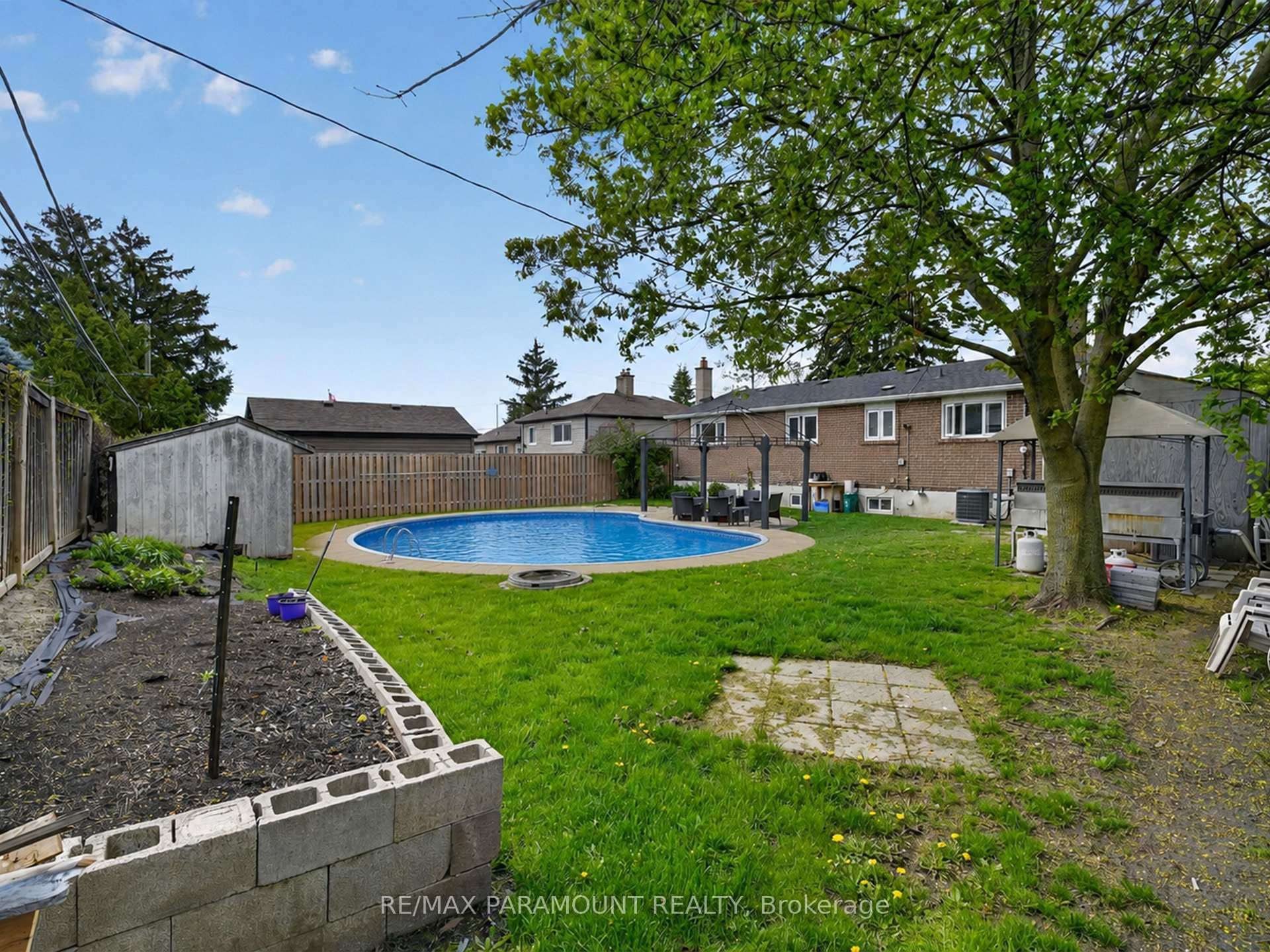 250 Avondale Boulevard photo 36