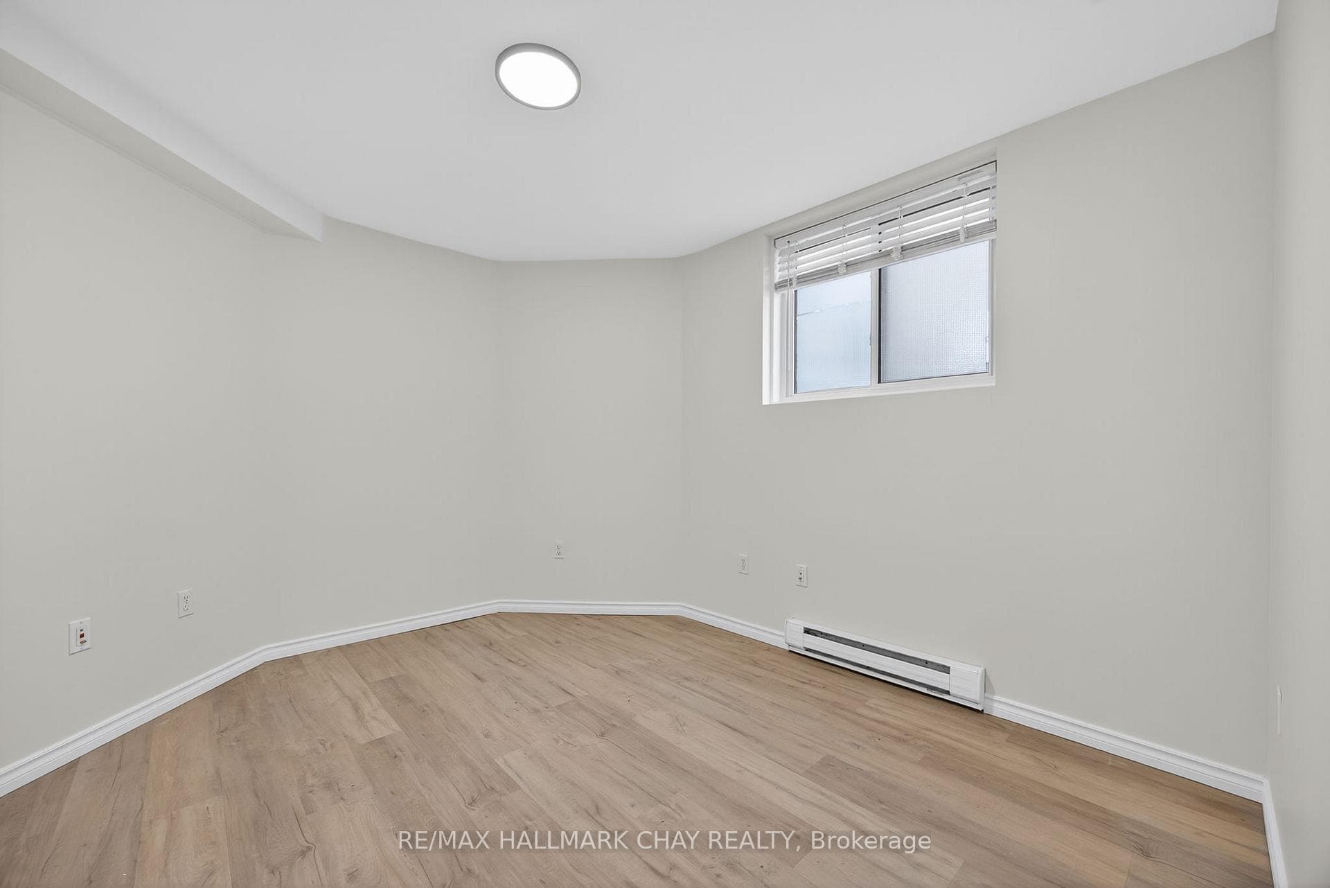 158 Pringle Drive Unit Lower photo 8