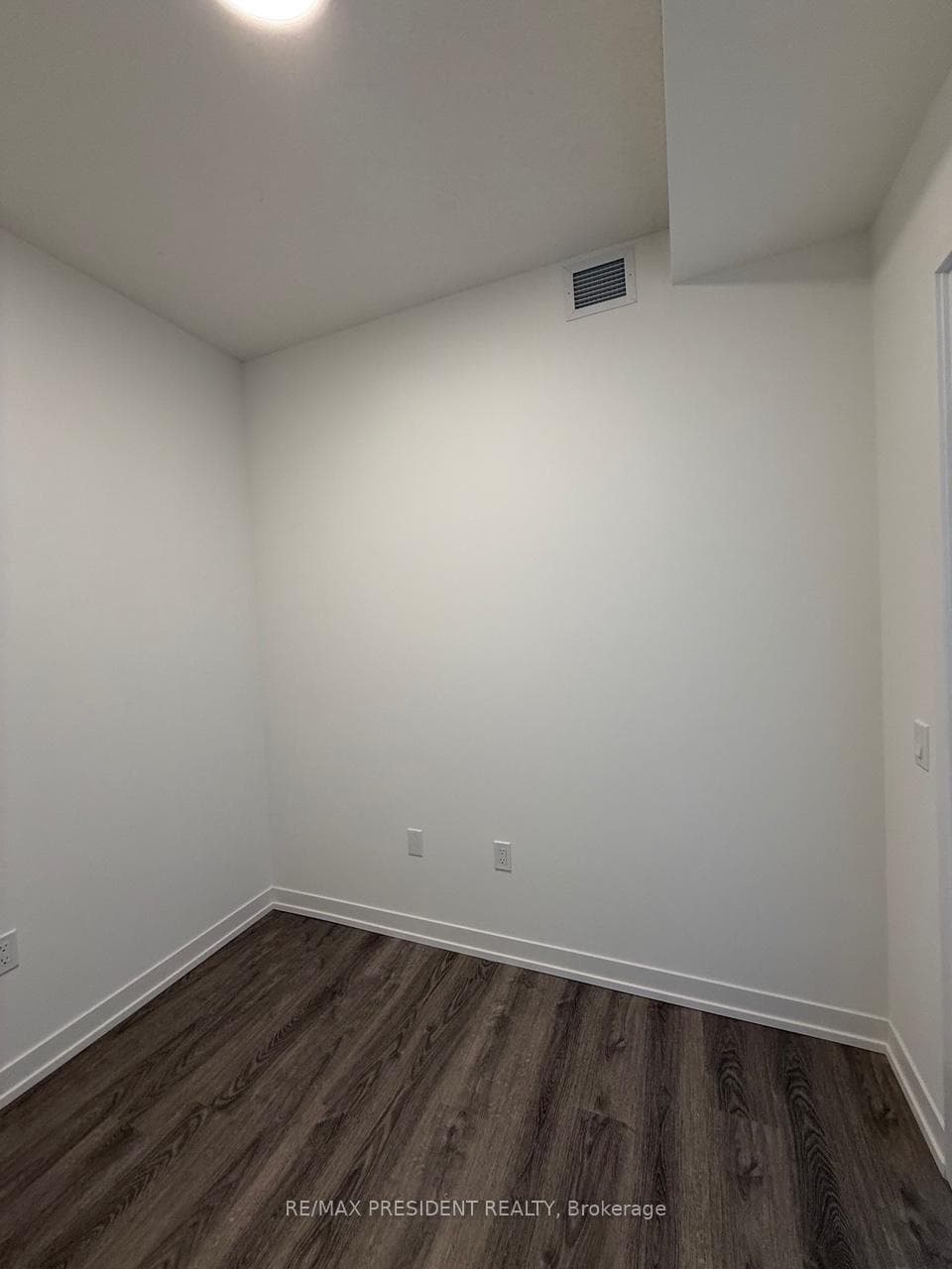8 Interchange Way Unit 5108 photo 6