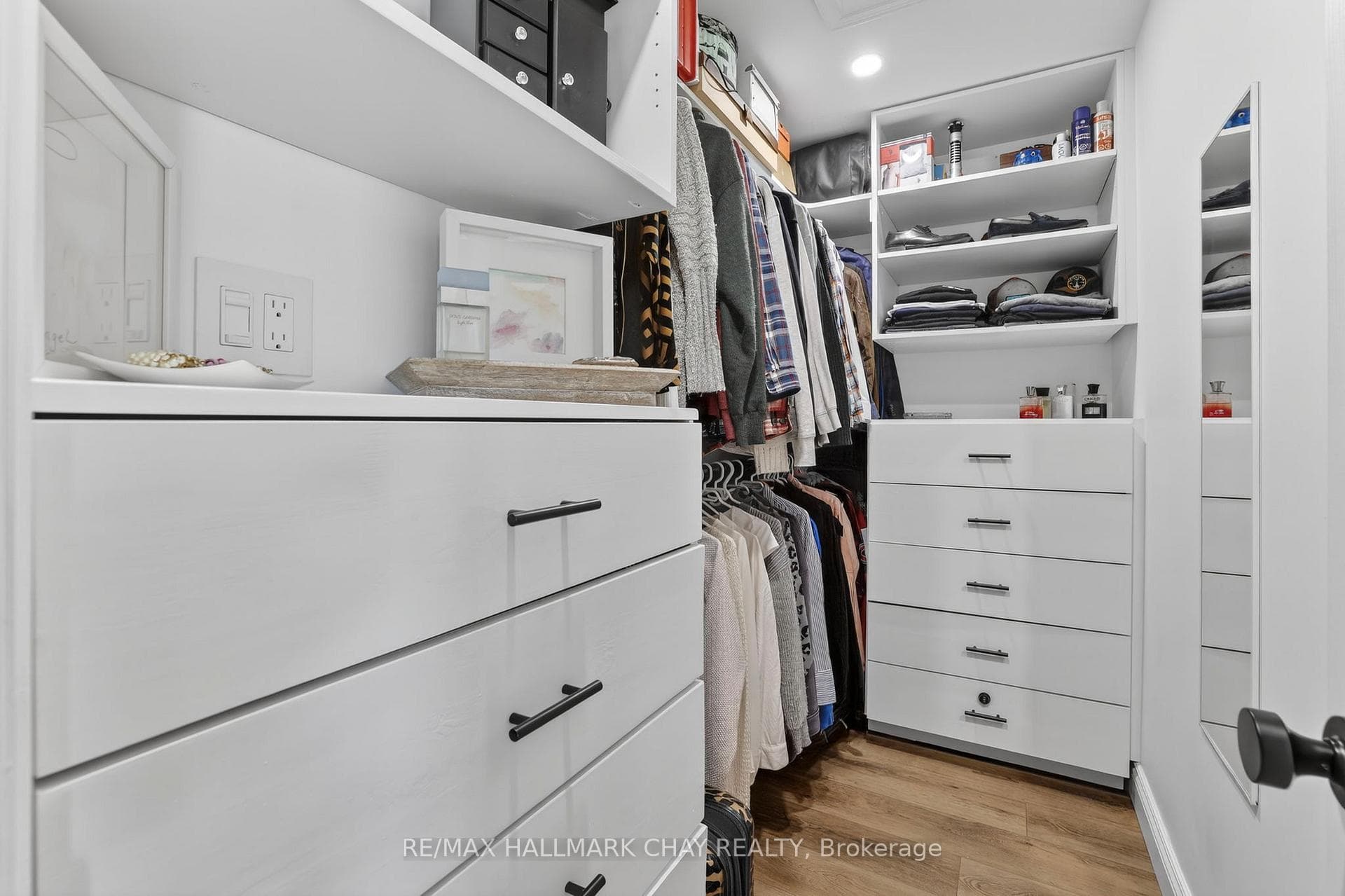 20 Burwell Street photo 22