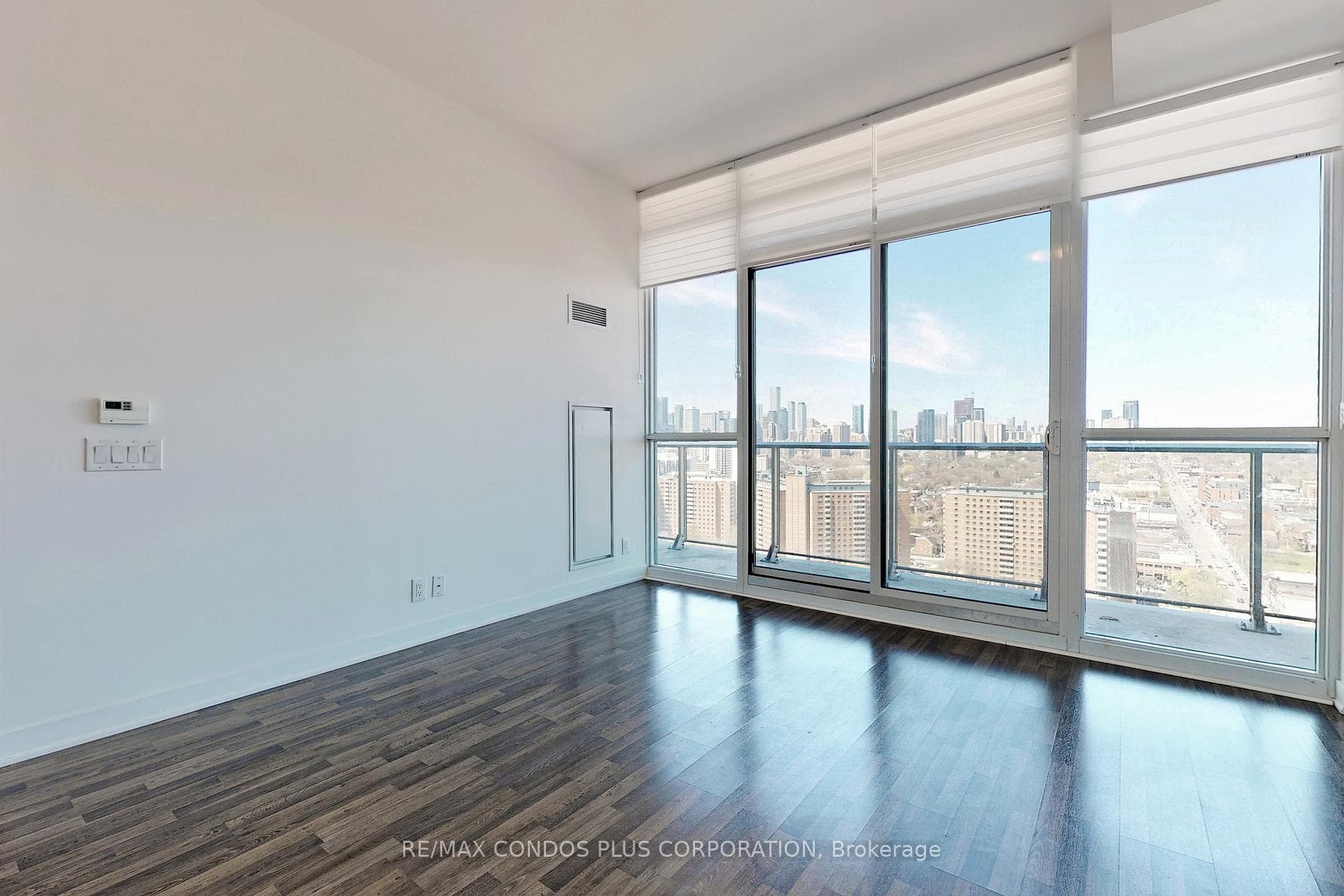 120 Parliament Street Unit 2303 photo 6