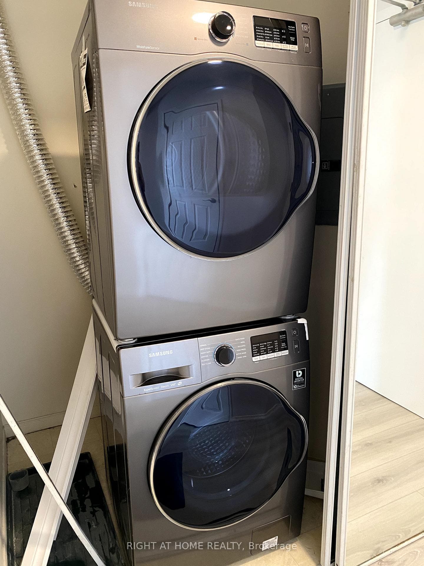 1625 Pickering Parkway Unit 909 photo 19