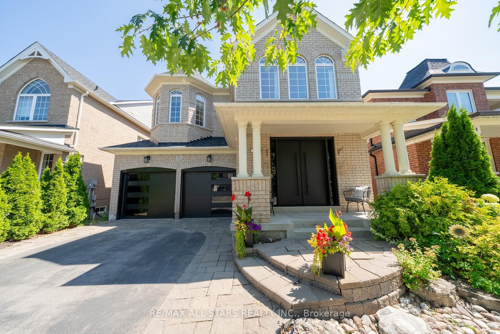 70 Isabella Garden Lane photo 1