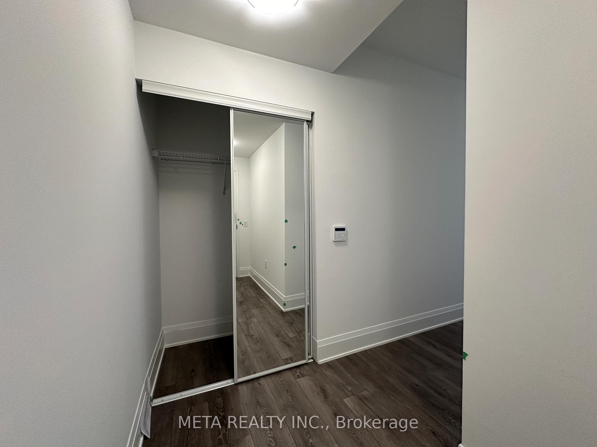 105 Oneida Crescent Unit 2710 photo 5