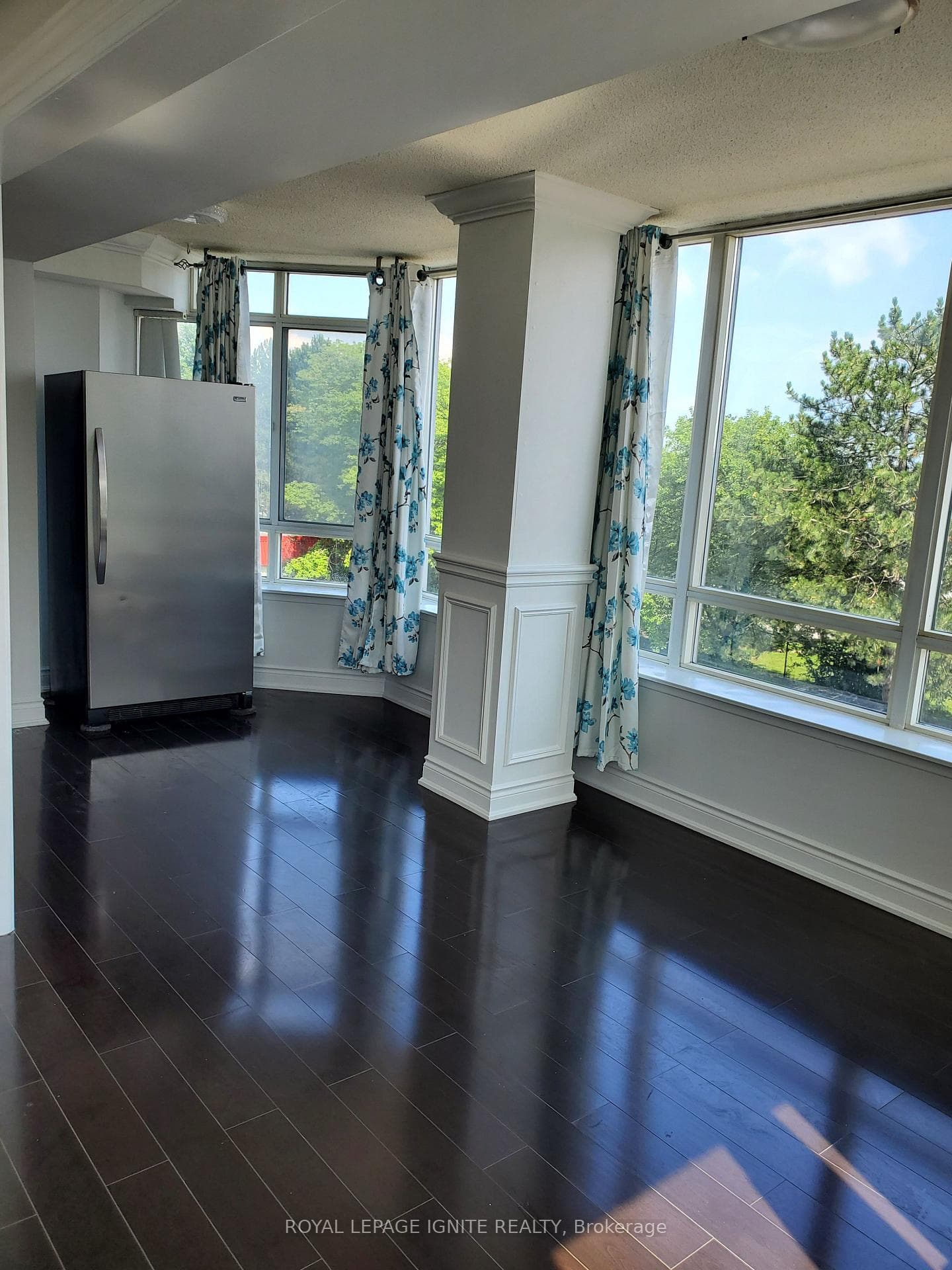 11753 Sheppard Avenue Unit 324 photo 24