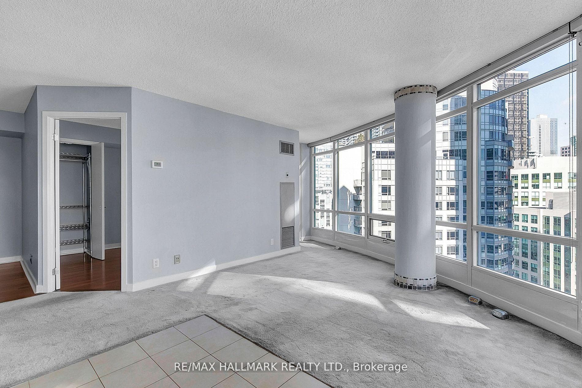 373 Front Street Unit 2209 photo 4