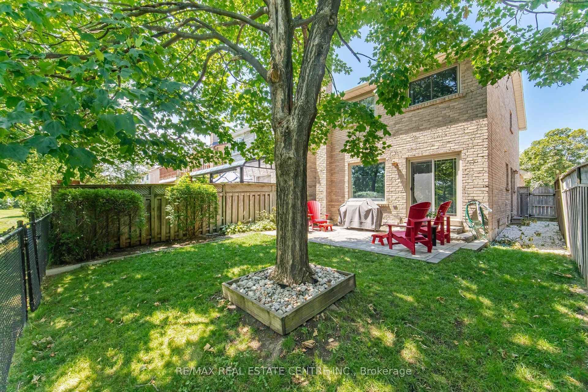 92 Nanport Street photo 40