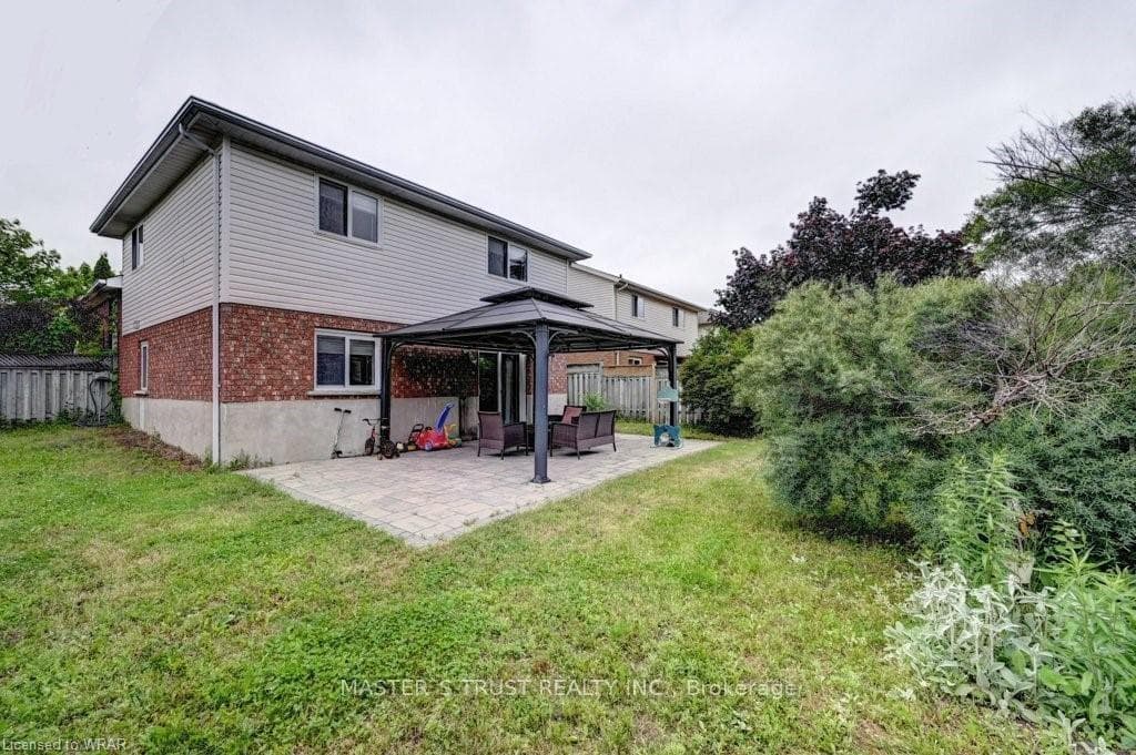 71 Hedgestone Crescent photo 4