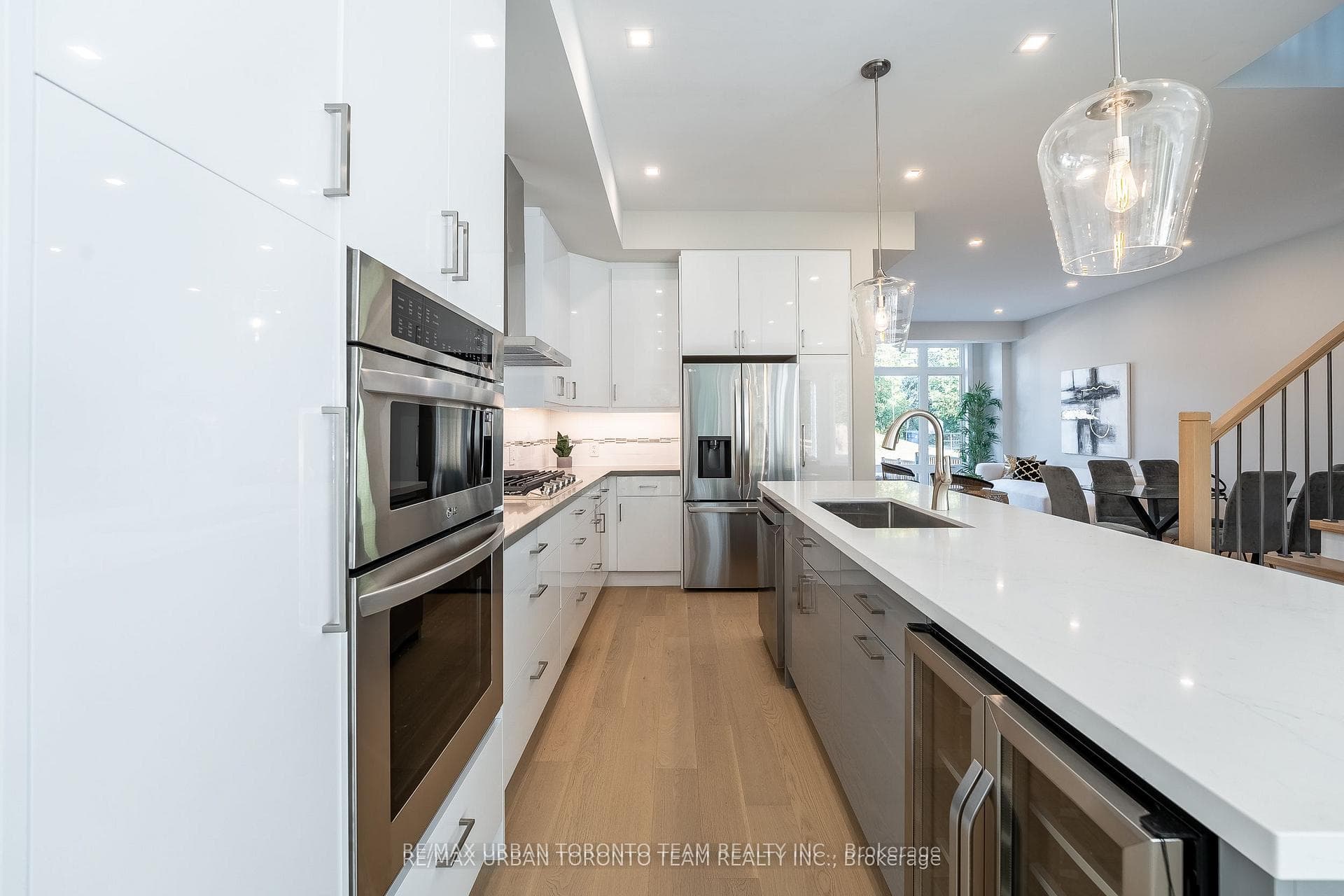141 Kalmar Avenue photo 10