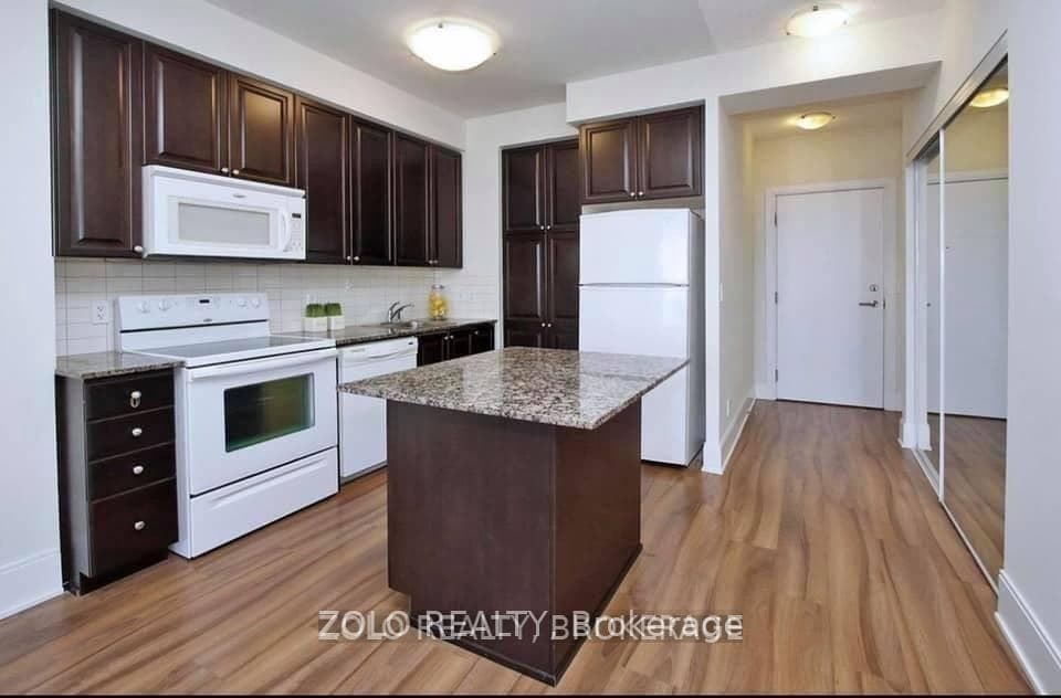 330 Burnhamthorpe Road Unit 2808 photo 5