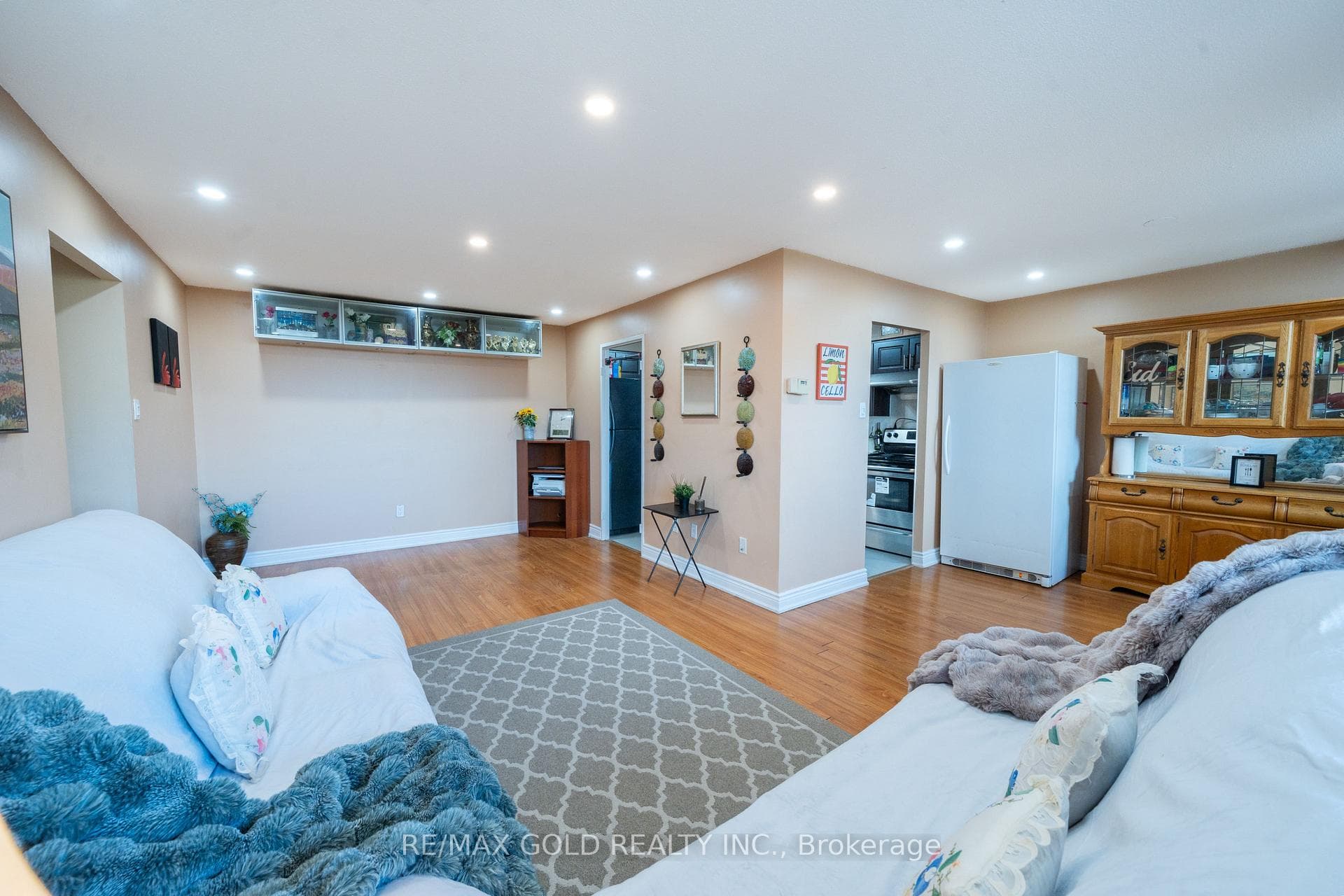 3555 DERRY Road Unit 605 photo 4